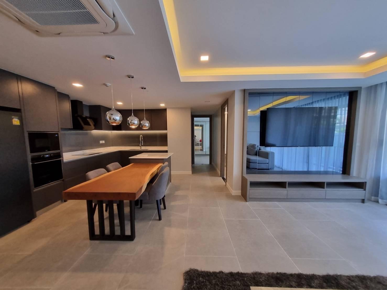2 Bedroom 2 Bathroom FOR SALE in Jomtien photo 8