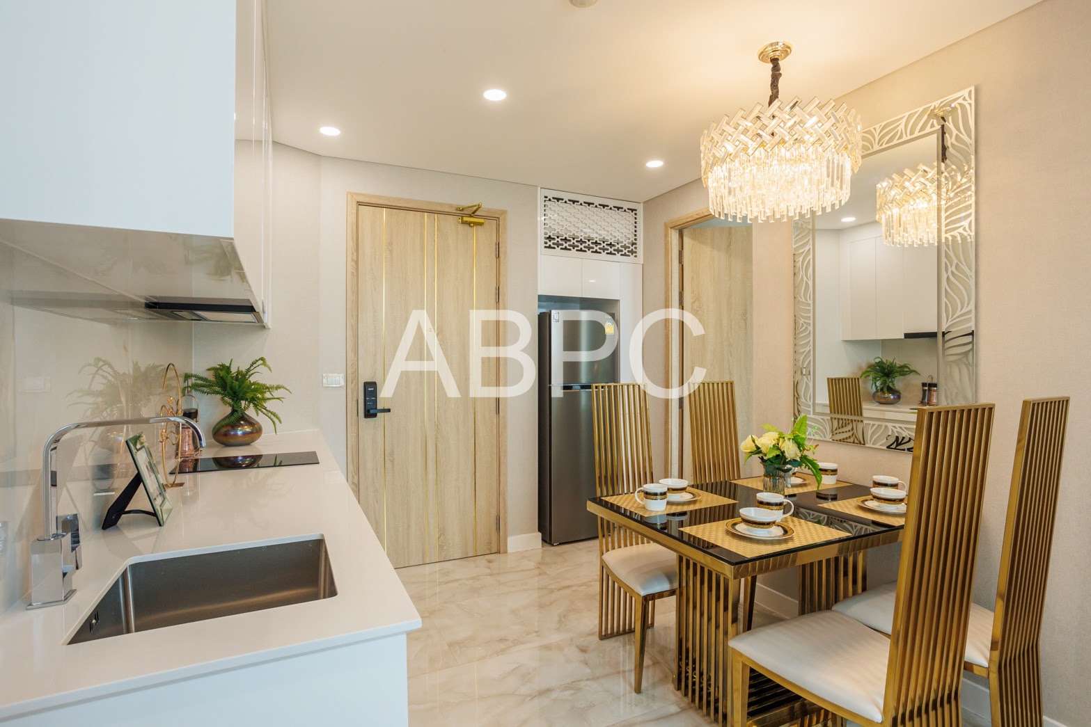 HIGH FLOOR 1 Bed For Sale in Copacabana photo 4