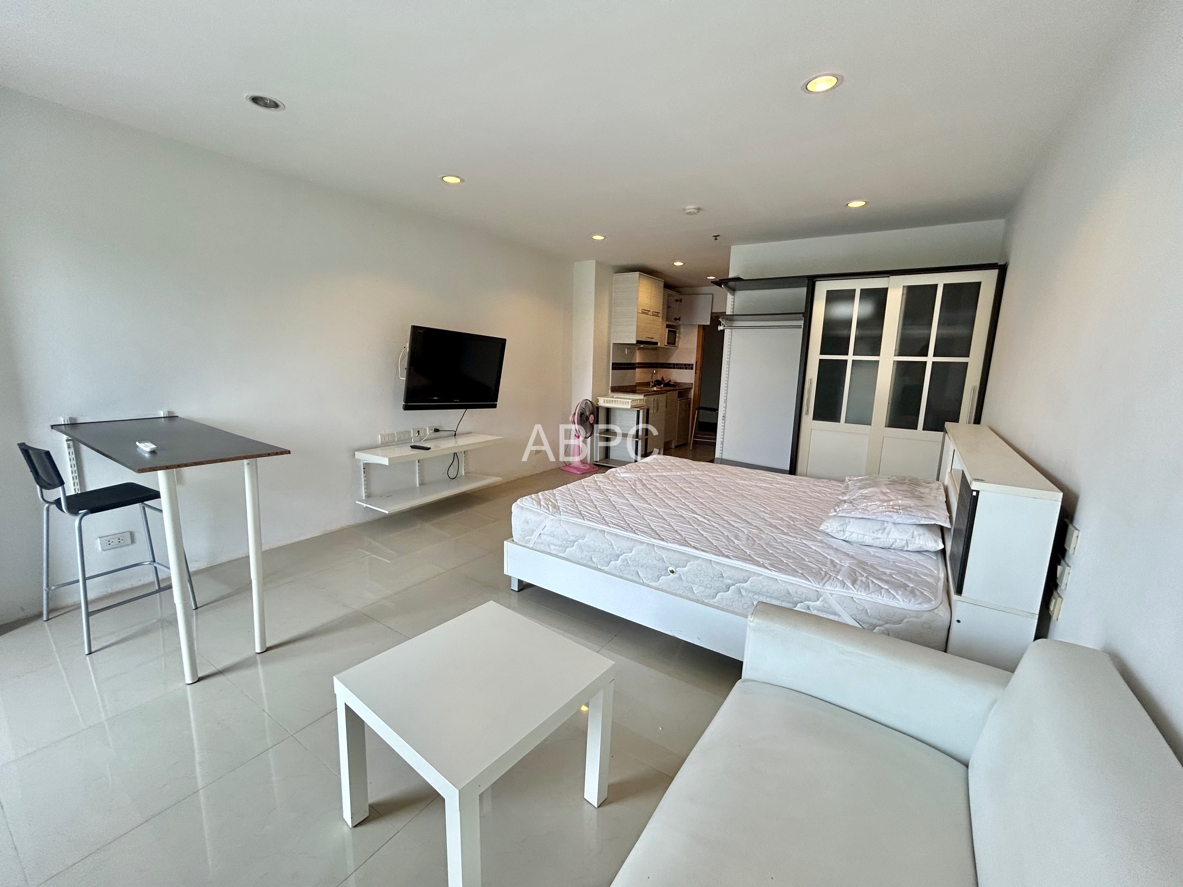 Just IN Studio Condo For Sale in Foreign name photo 6