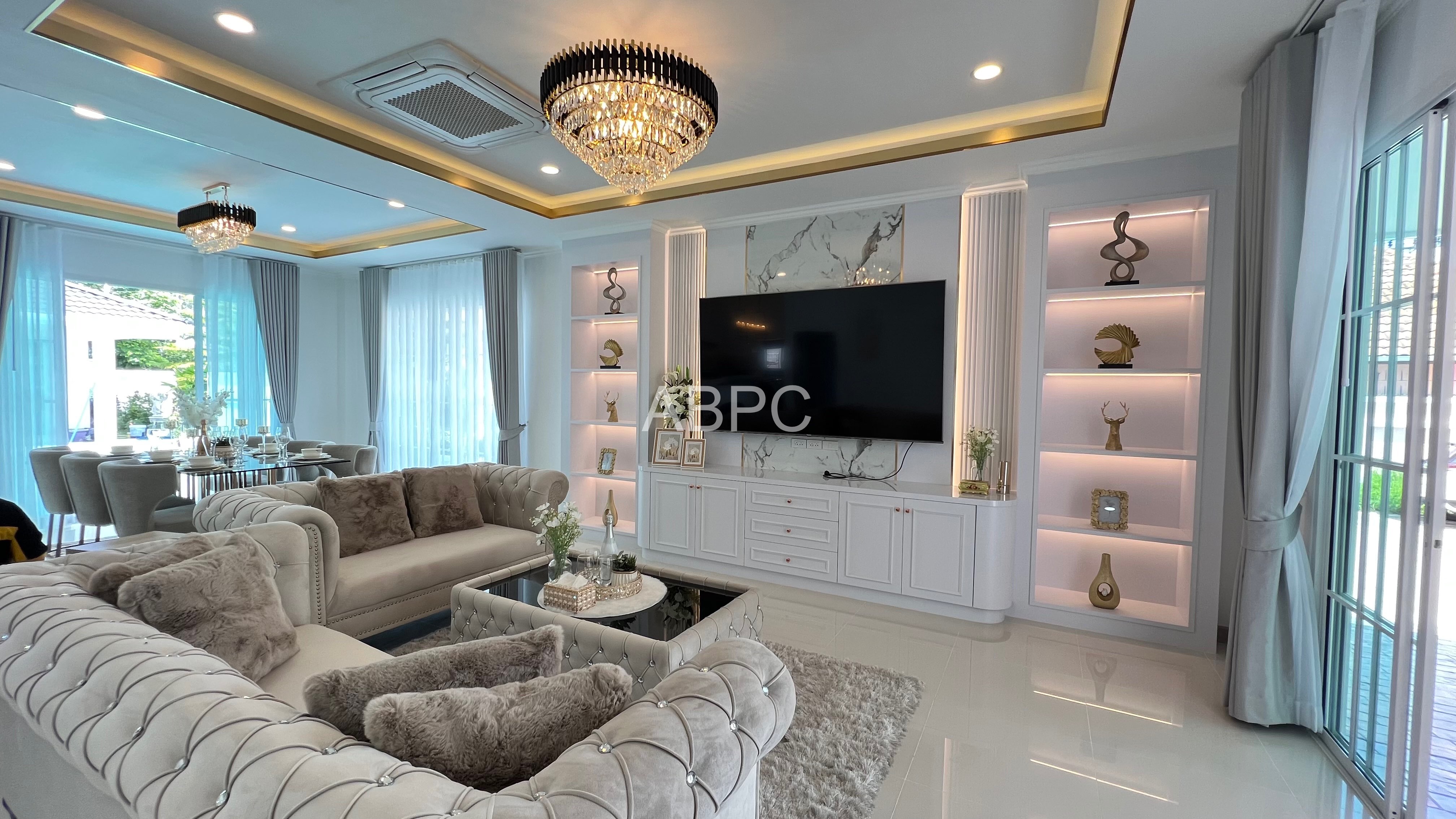 5 bedrooms 6 bathrooms in East pattaya photo 3