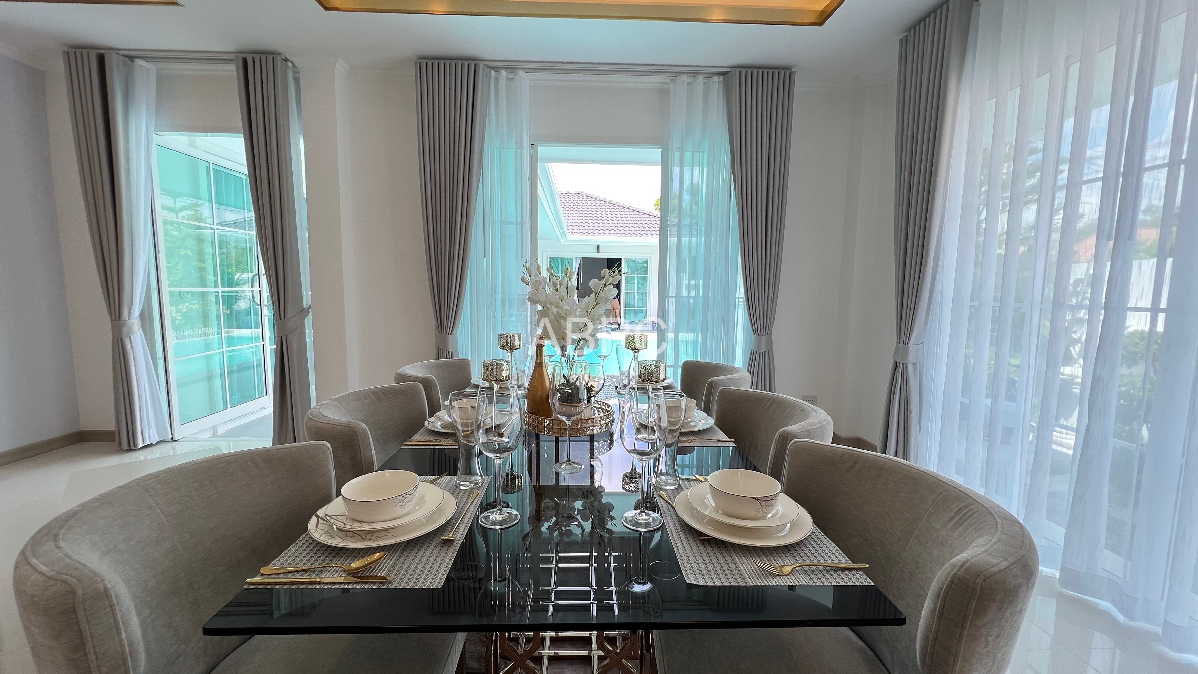 5 bedrooms 6 bathrooms in East pattaya photo 8
