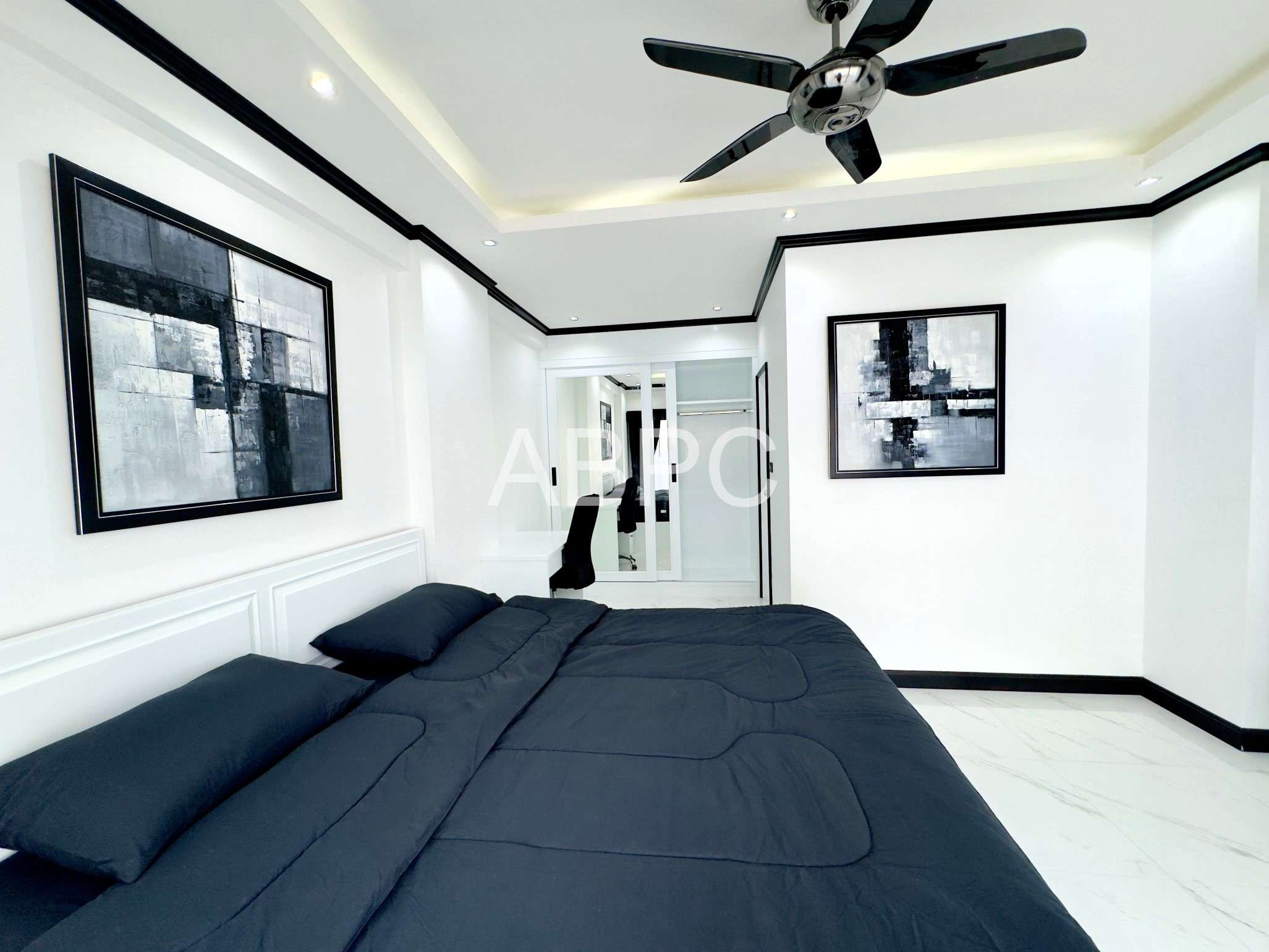 JUST IN 1 Bedroom Condo SEAVIEW photo 8