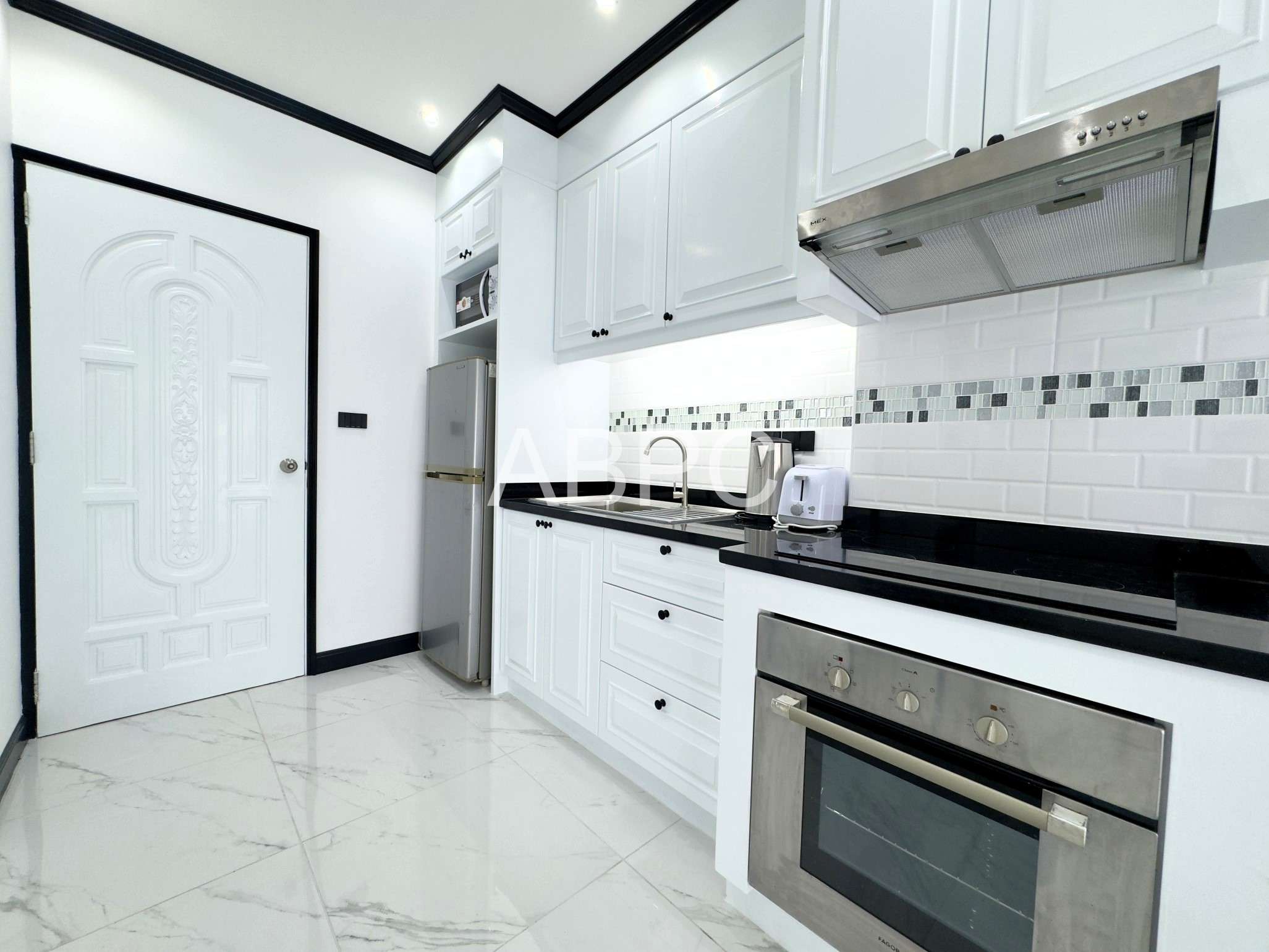 JUST IN 1 Bedroom Condo SEAVIEW photo 11