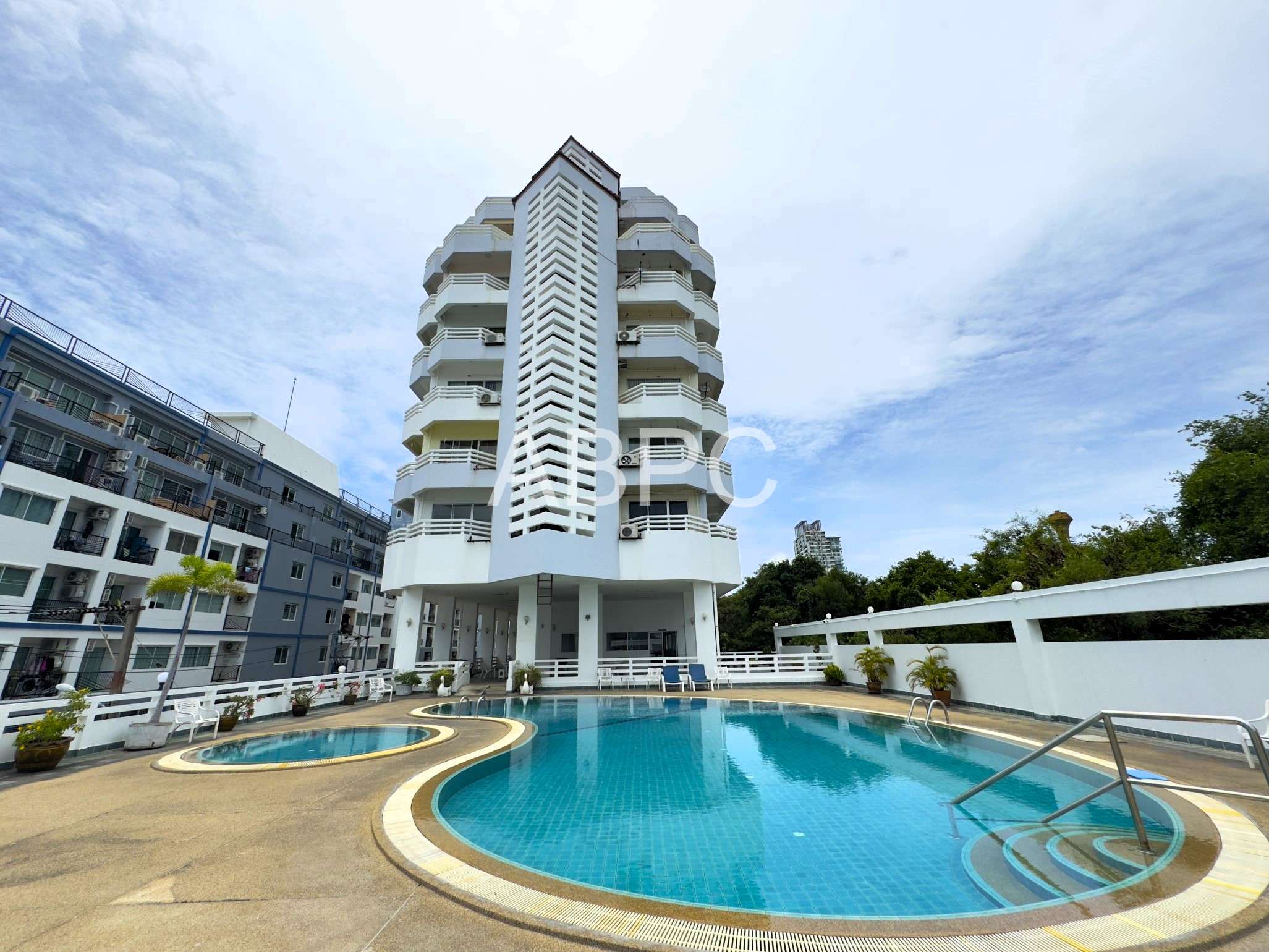 JUST IN 1 Bedroom Condo SEAVIEW