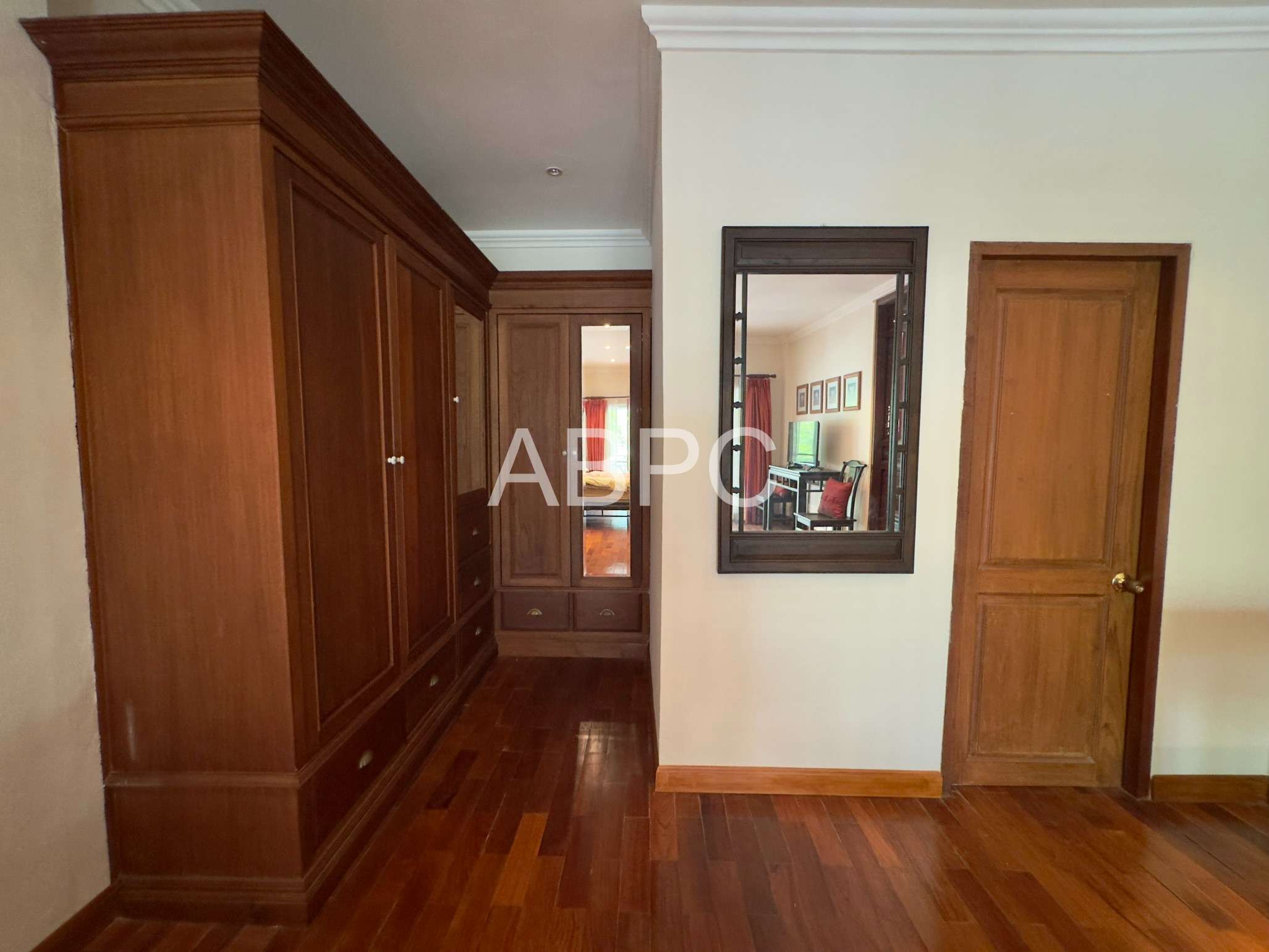 Large 2 Bedroom 2 Bathroom Condo in Jomtien photo 2