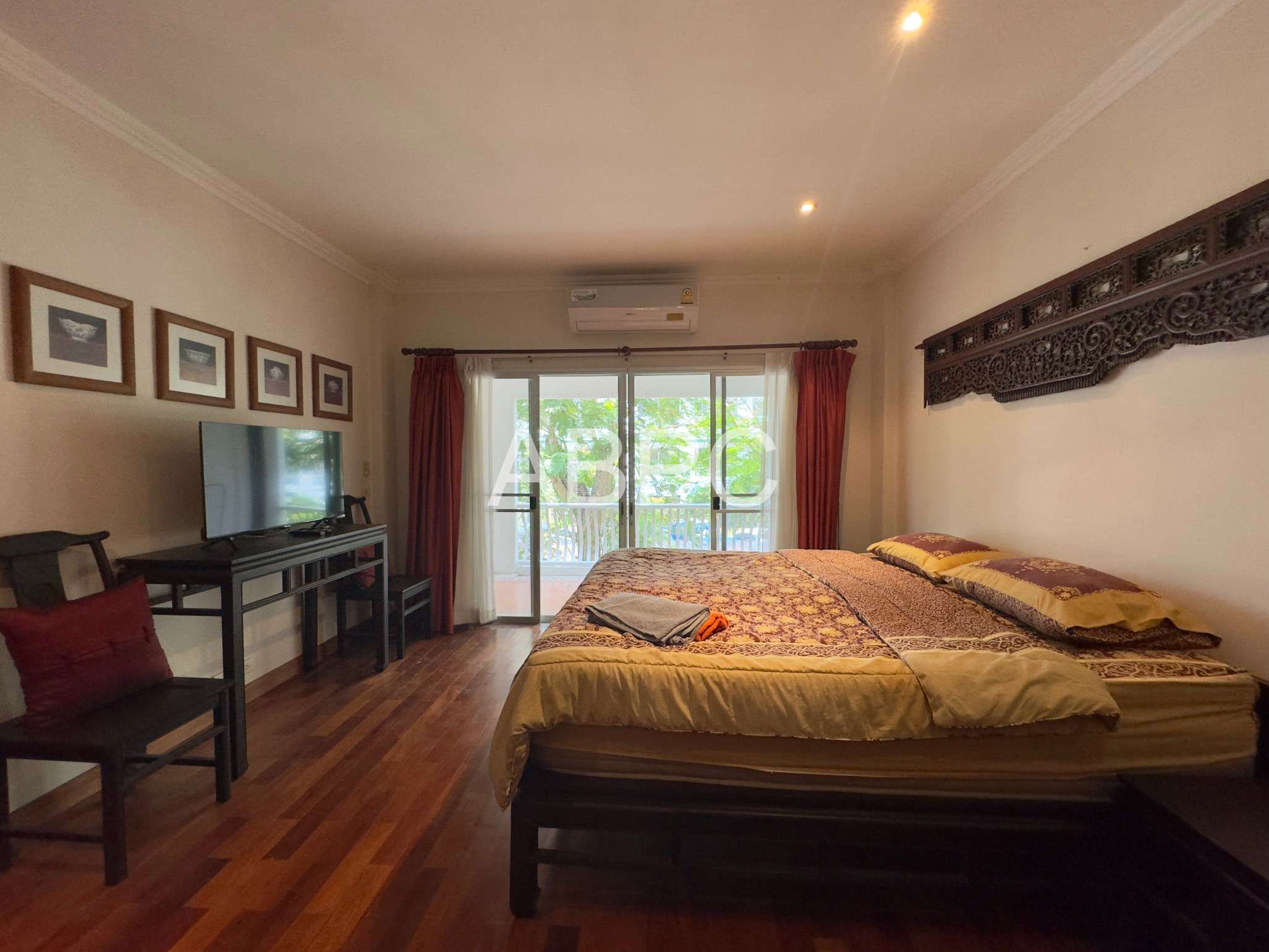 Large 2 Bedroom 2 Bathroom Condo in Jomtien photo 13