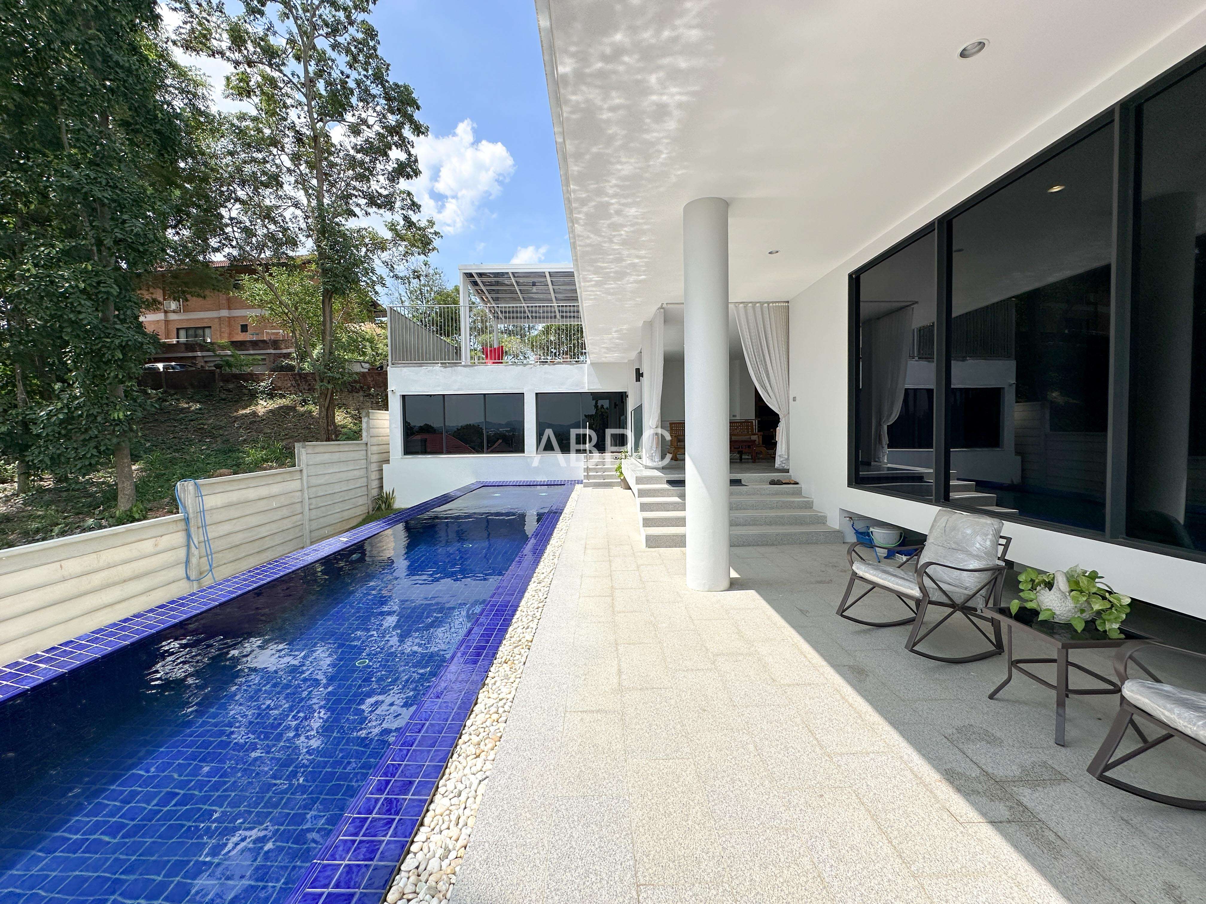 Luxury 5 Bedroom Pool Villa in East Pattaya photo 8