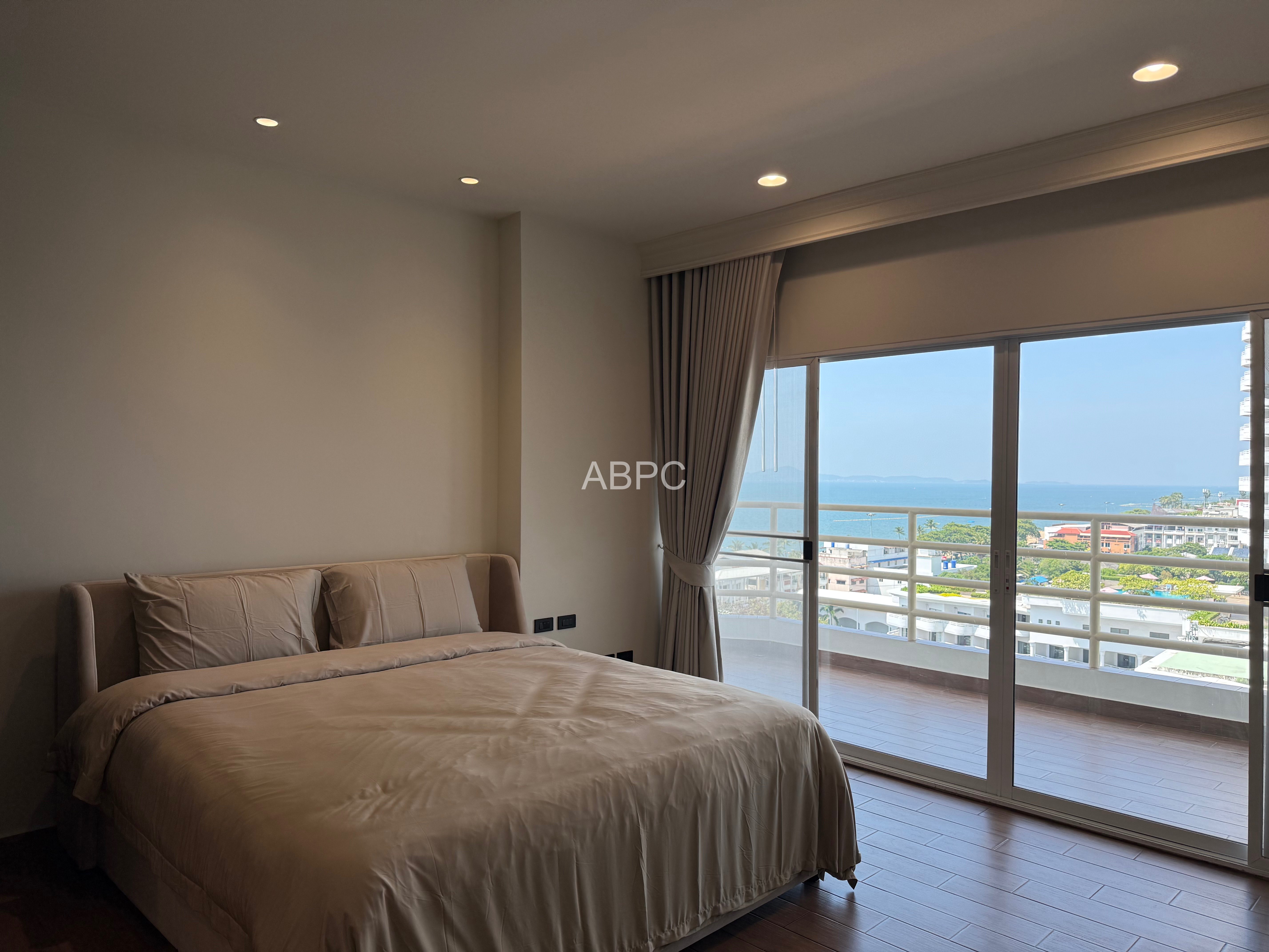 Completely Renovated Ocean View Studio For Sale In Jomtien