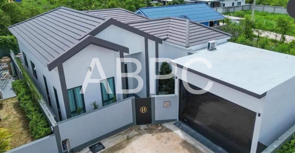 Pool Villa 3 Bedroom For Sale photo 3