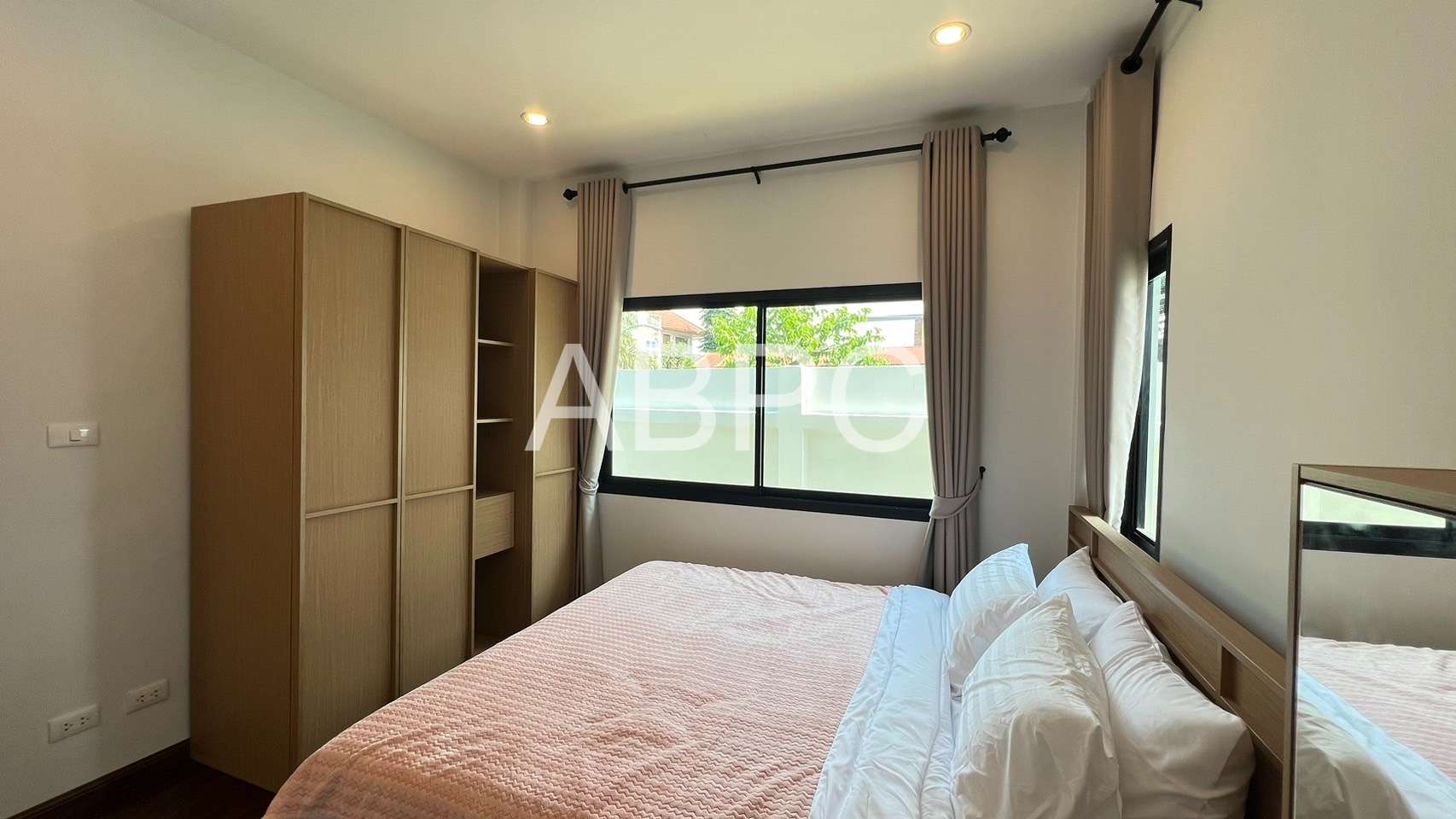 3 Bedrooms 2 Bathrooms in East Pattaya photo 12