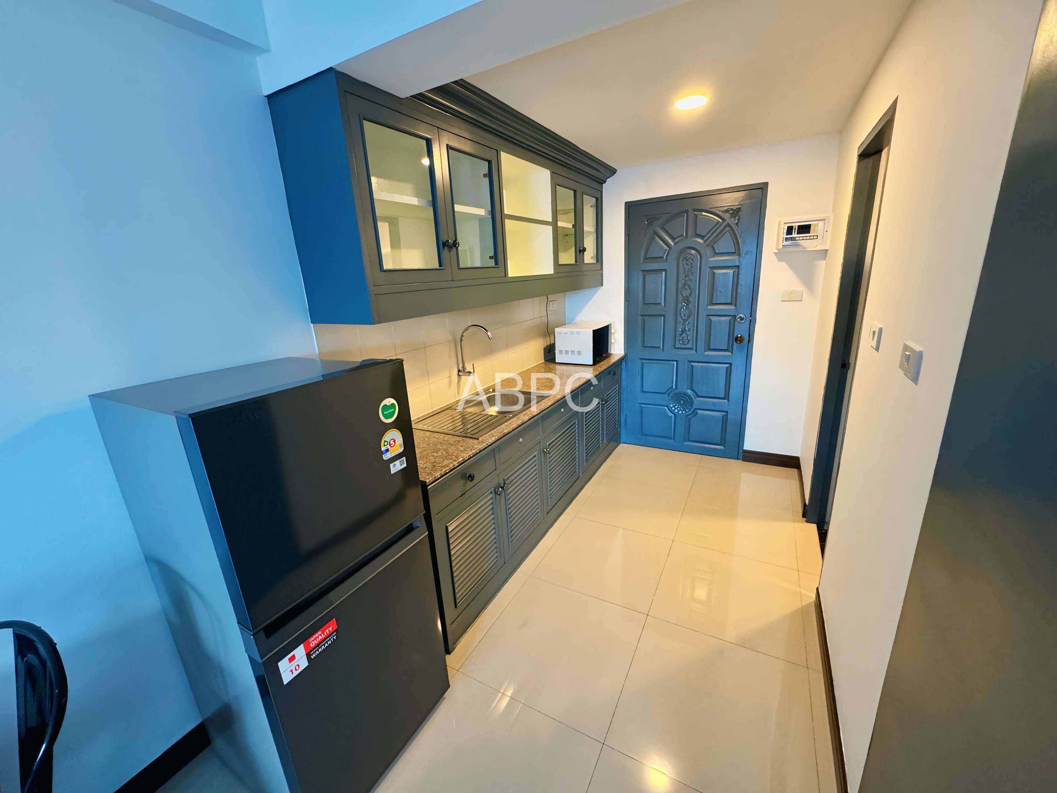 Stunning Yensabai studio renovation photo 7