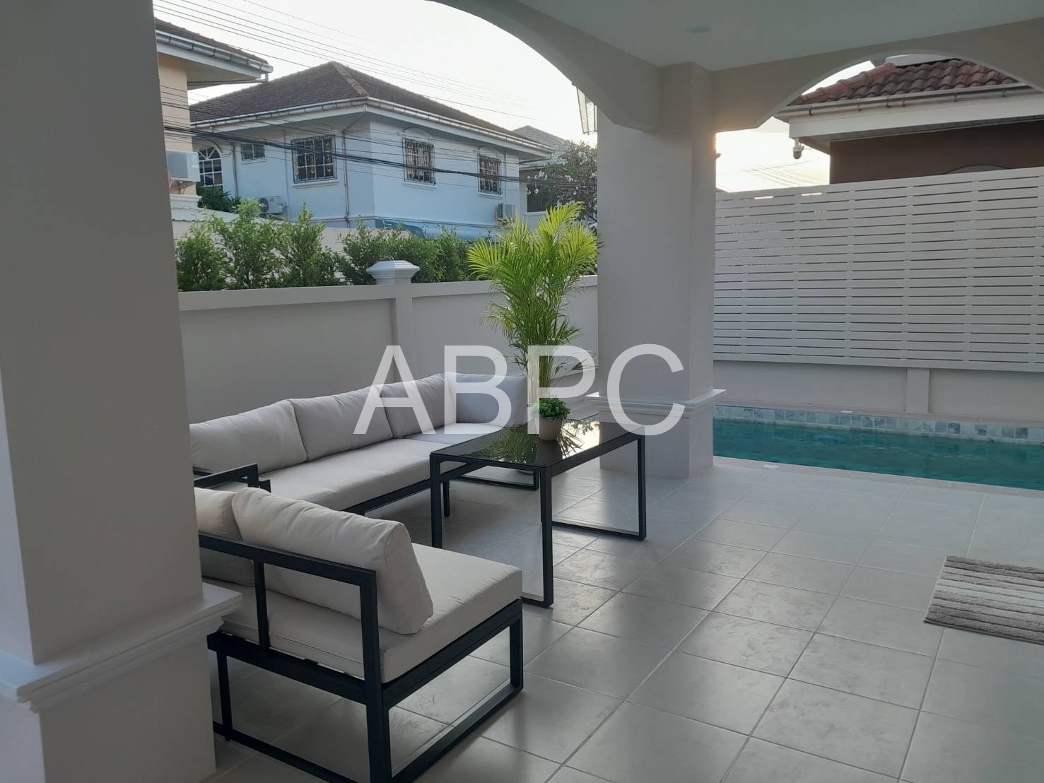 Wonderland 2 brand new pool villa photo 11