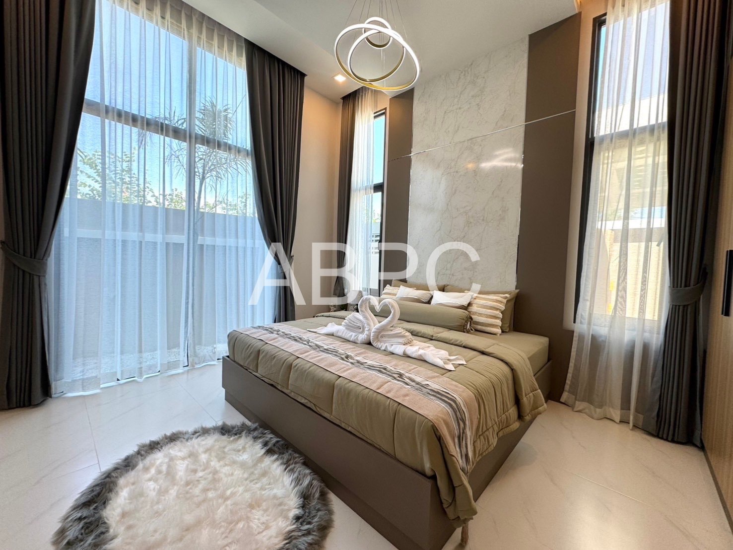 3 bedrooms 4 bathrooms in East Pattaya photo 9