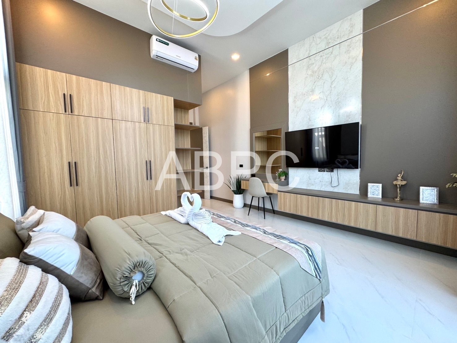 3 bedrooms 4 bathrooms in East Pattaya photo 10