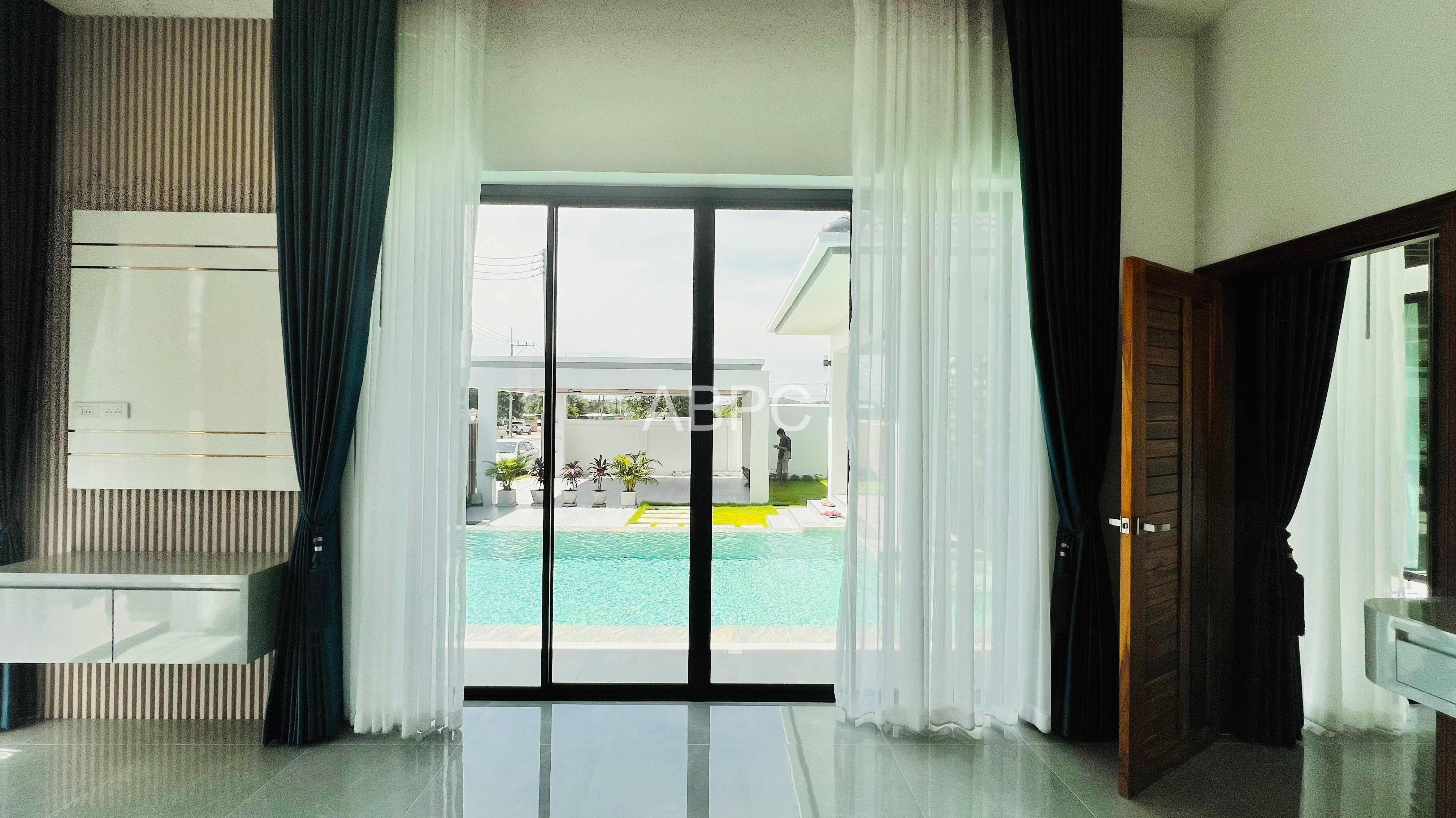 JUST IN:3 Bedroom Private Pool Villa photo 2
