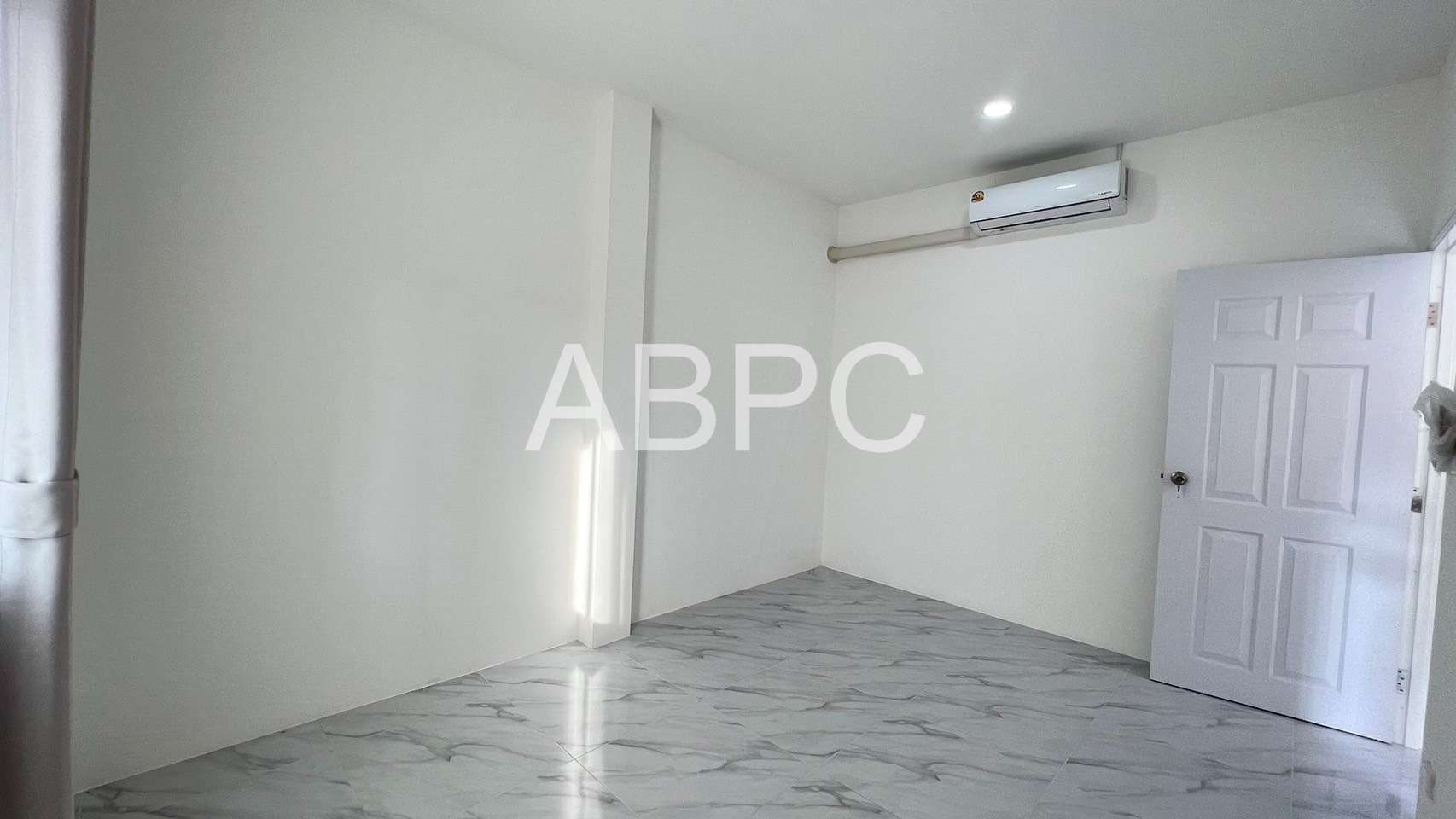 1 Bedroom 1 Bathroom in East pattaya photo 9