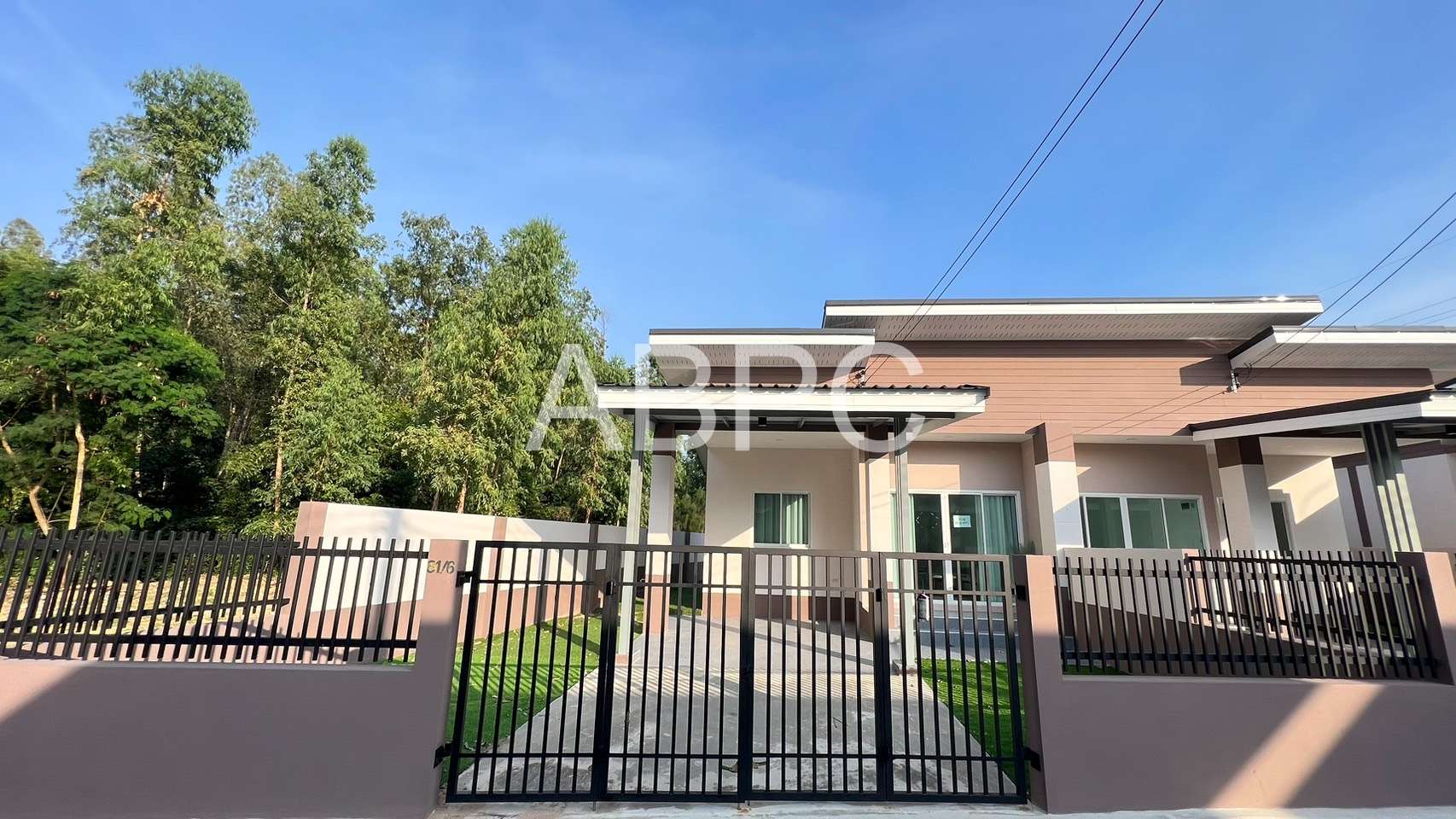 1 Bedroom 1 Bathroom in East pattaya photo 2
