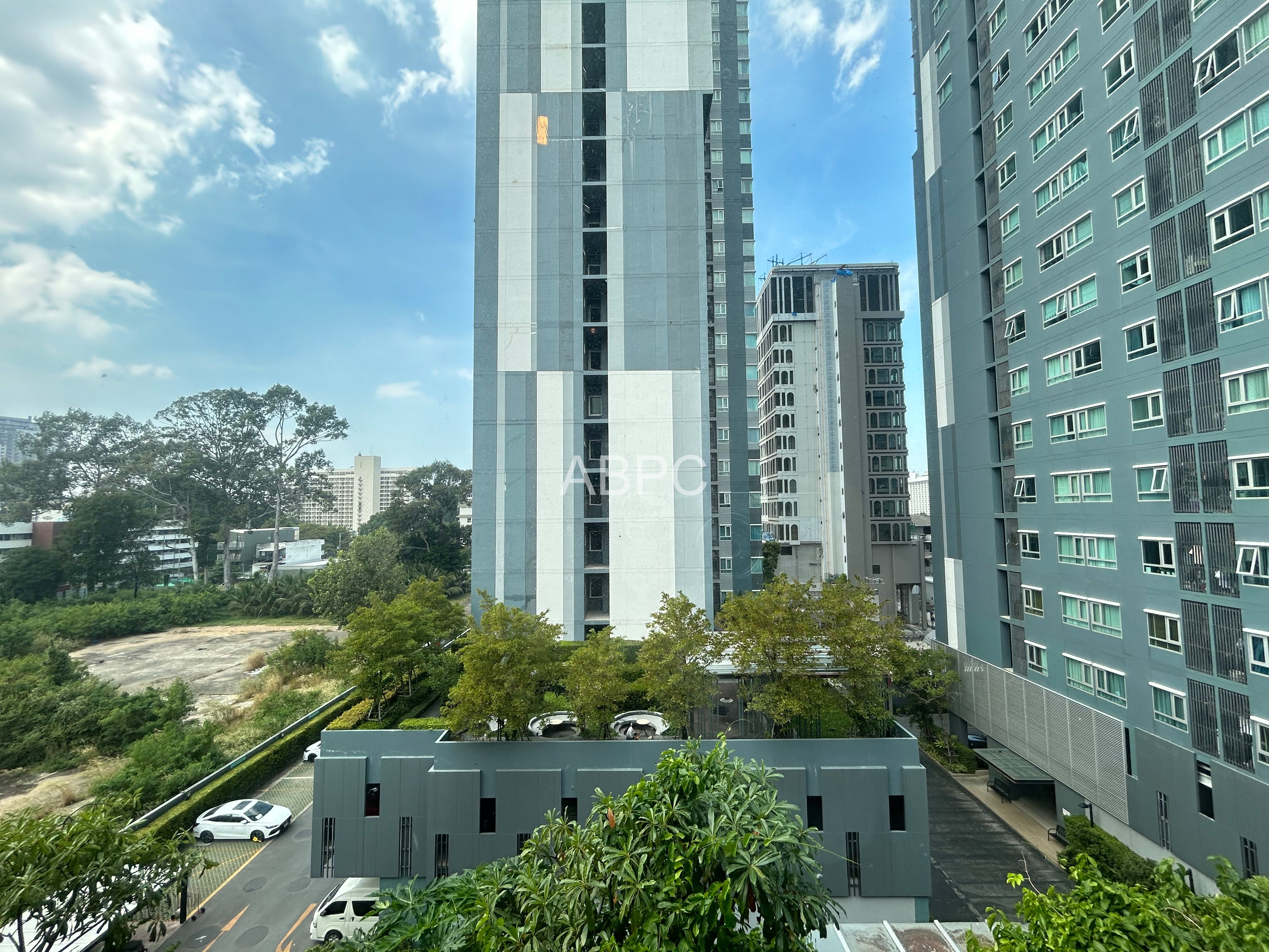 Just In 1 Bedroom Condo For Sale In North Pattaya
