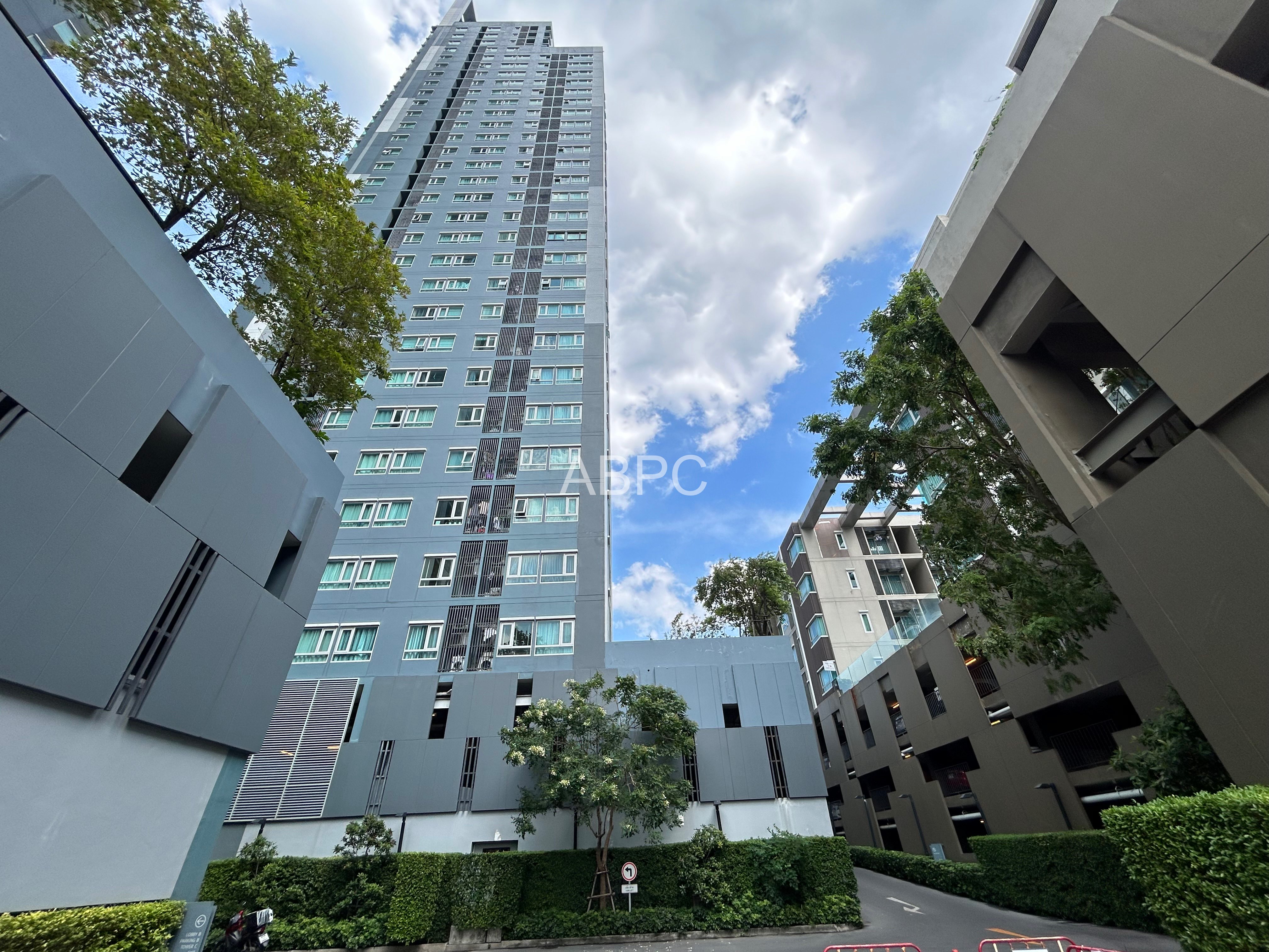Just In 1 Bedroom Condo For Sale In North Pattaya photo 11