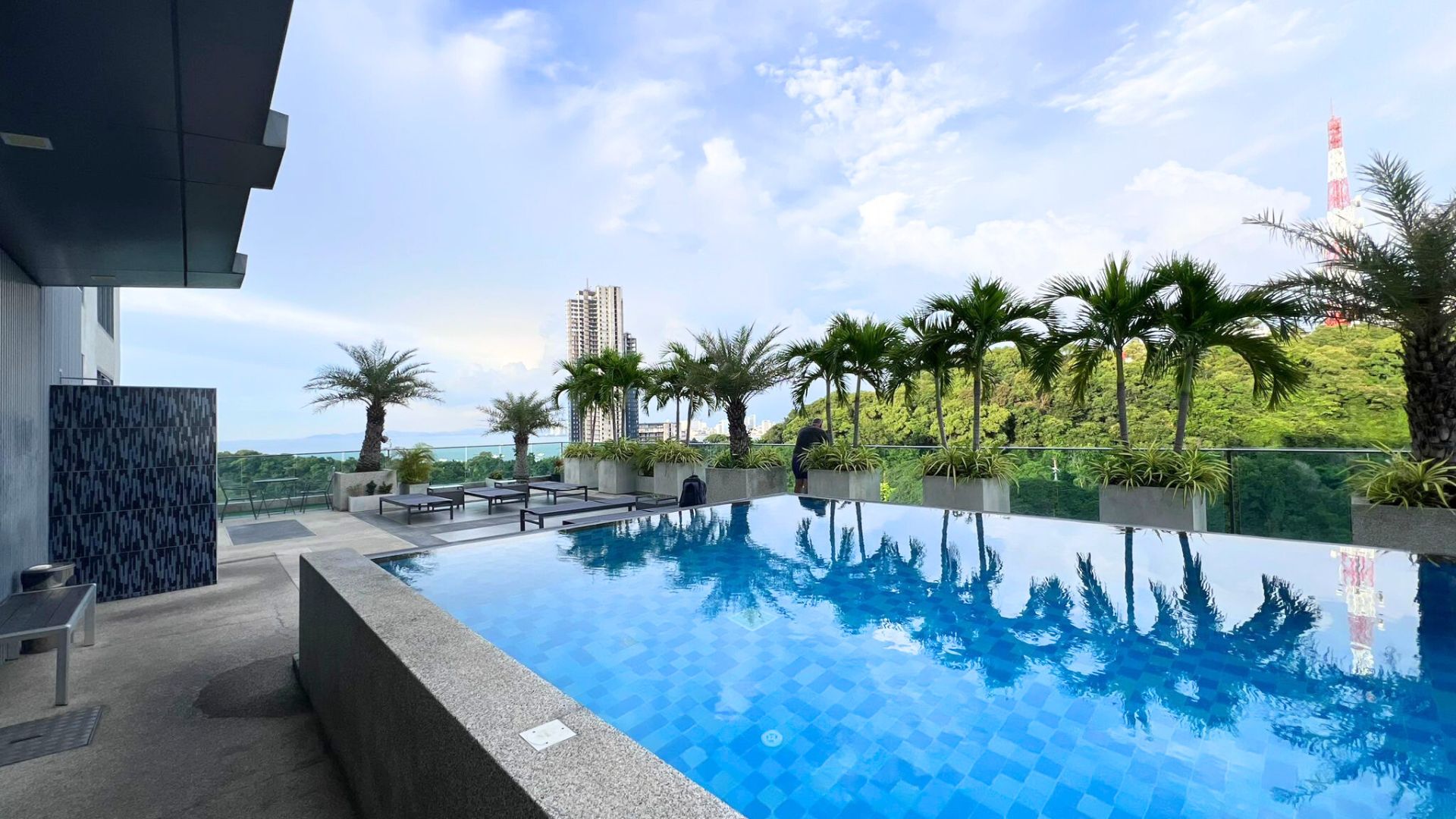 Beautiful Seaview 2 Bedroom Condo at Pratumnak Hill photo 5