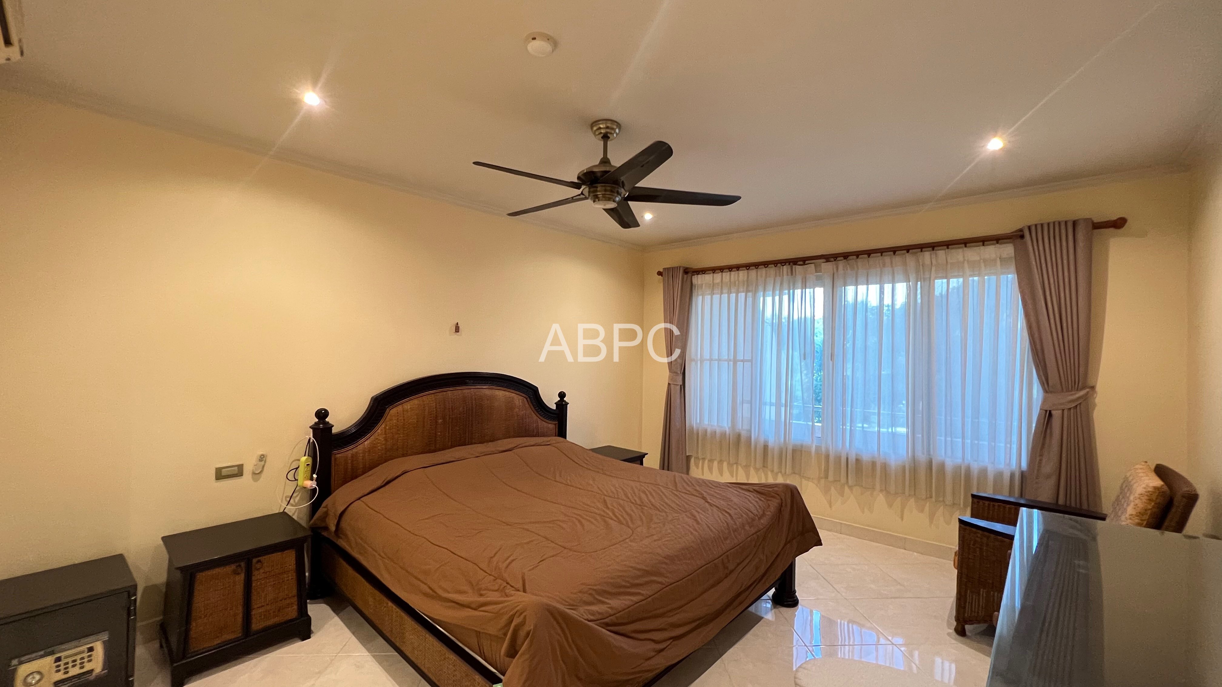 City View 2 Bed 1 Bath Condo In Wongamat photo 2