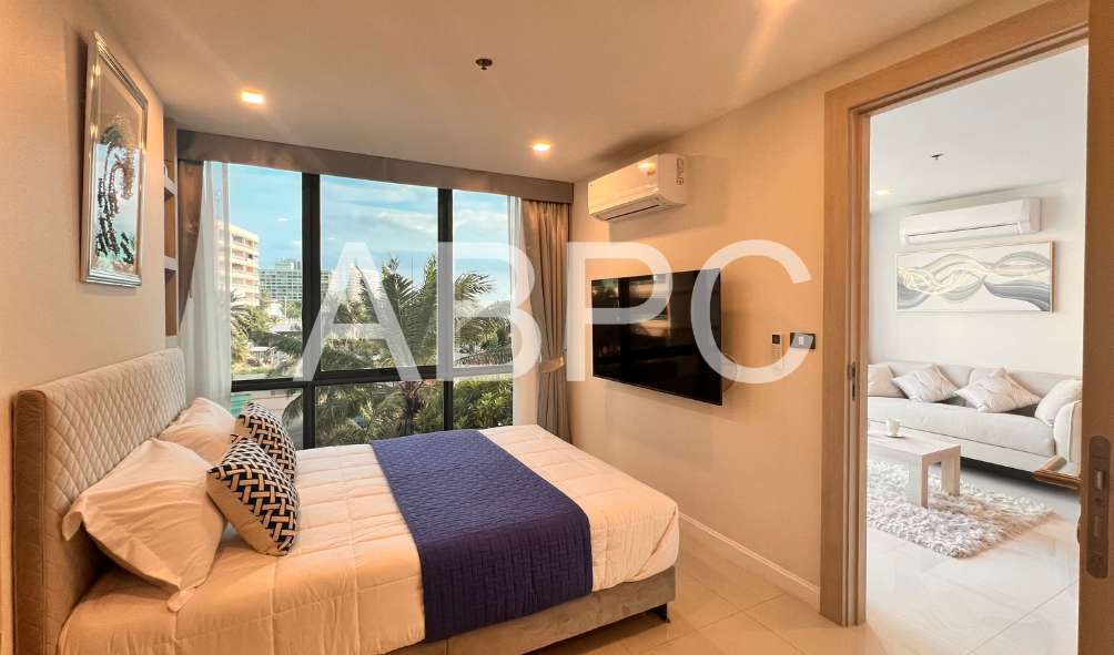 2 Bedroom Condo for Sale in Pratumnak photo 8