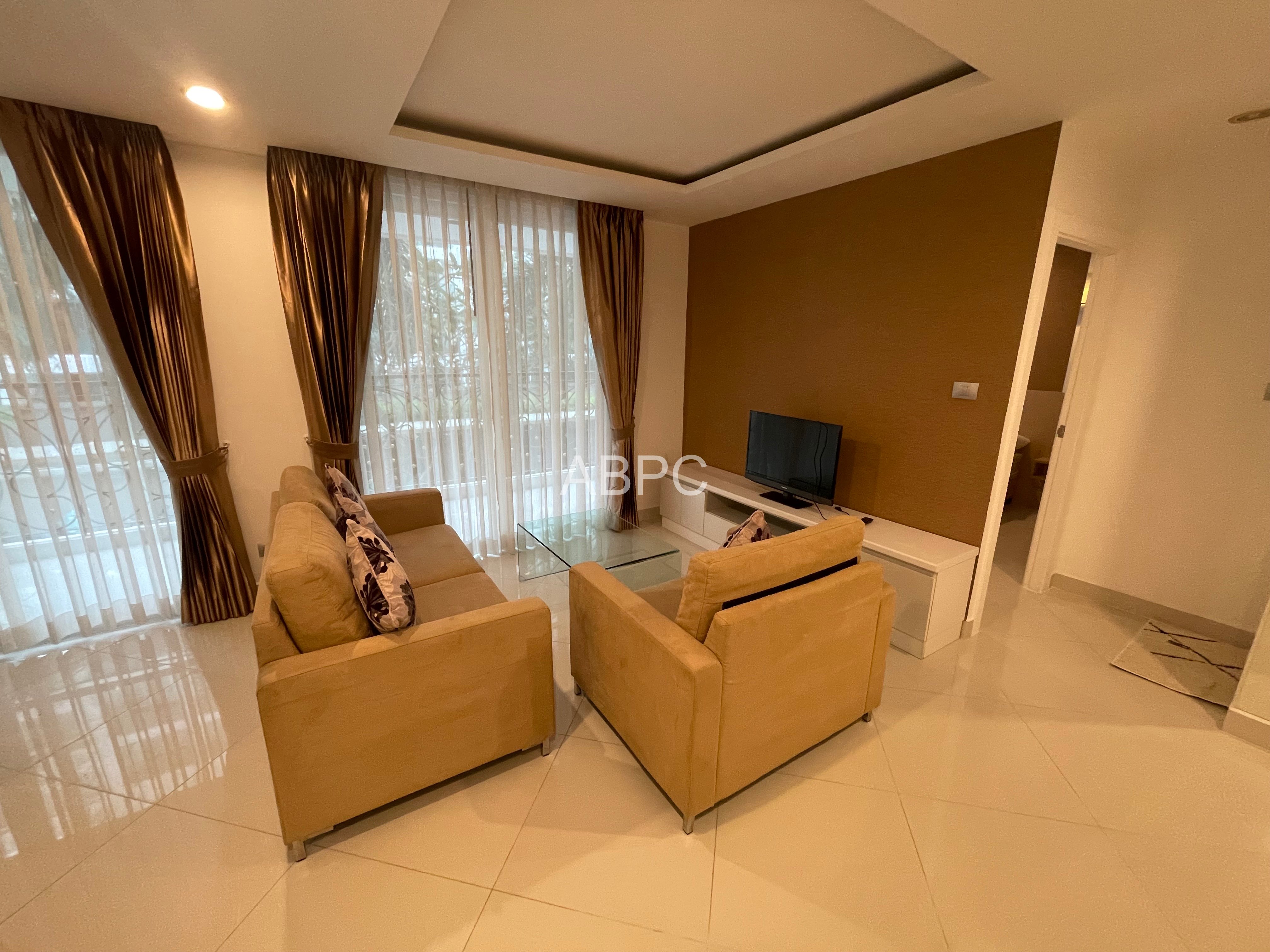 Pool View 2 Bedroom 2 Bathroom Condo in Jomtien photo 8