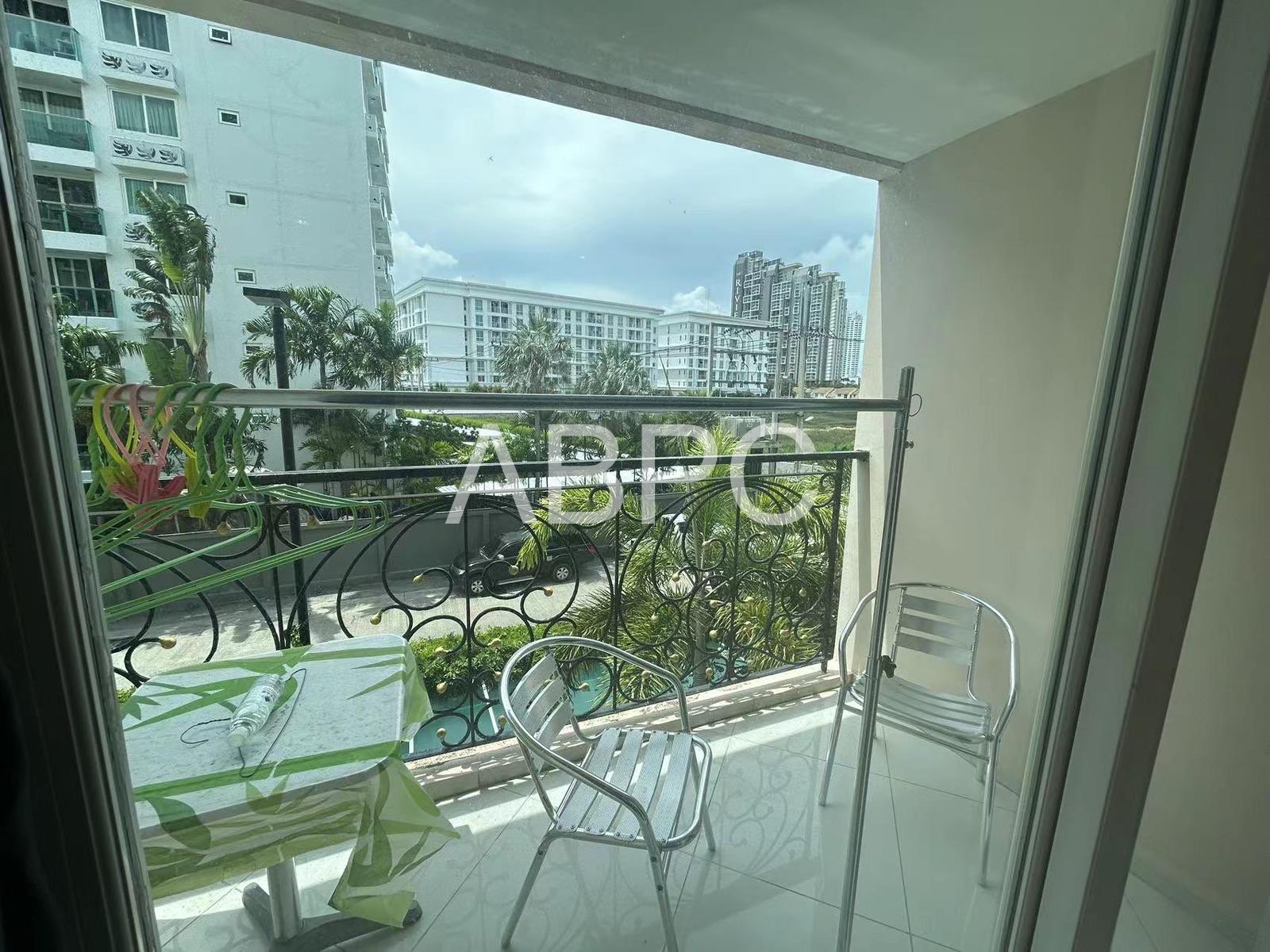 Pool View 1 Bedroom Condo in Jomtien photo 6