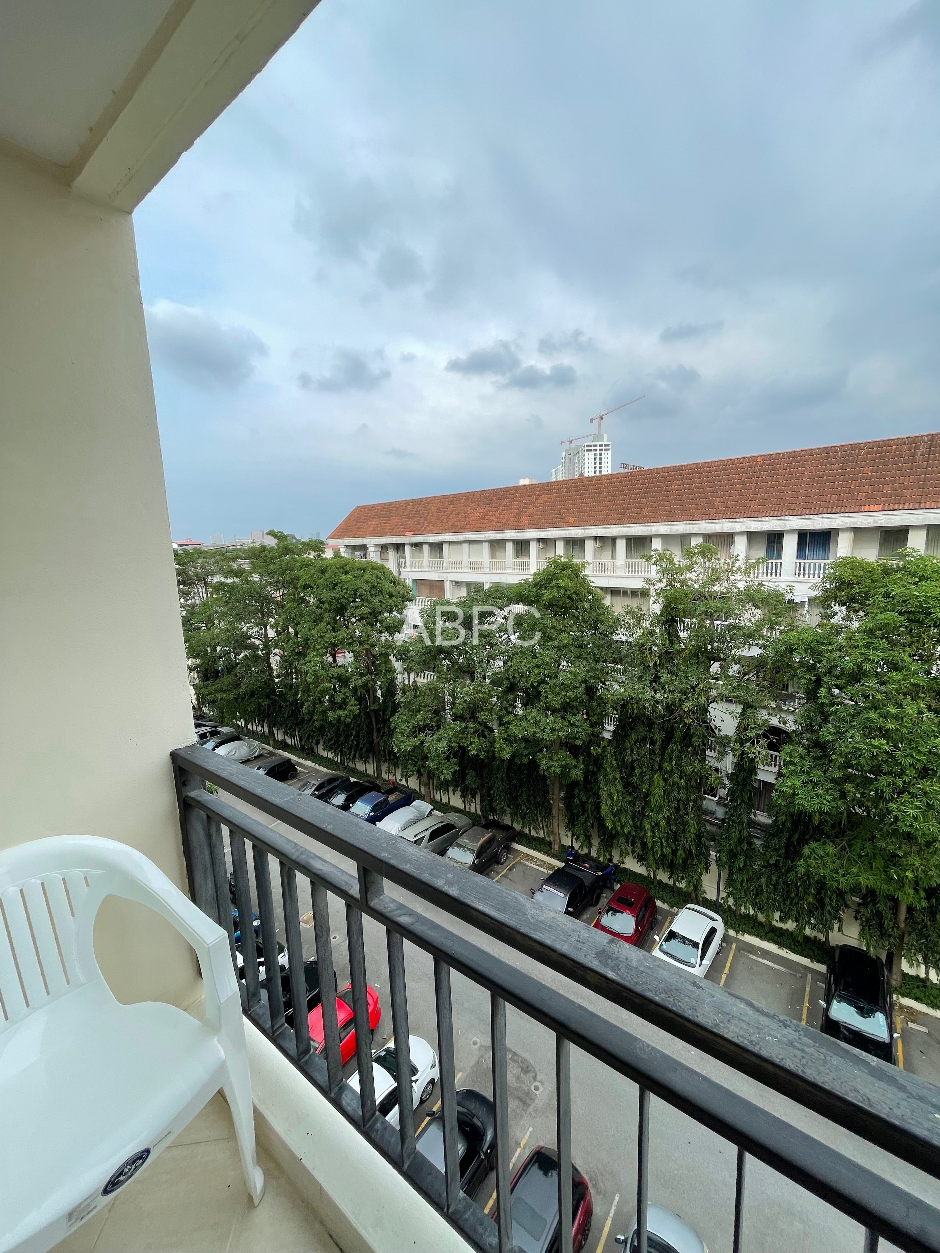 2 Bed 2 Bath Condo Close To Beach in Jomtien photo 5