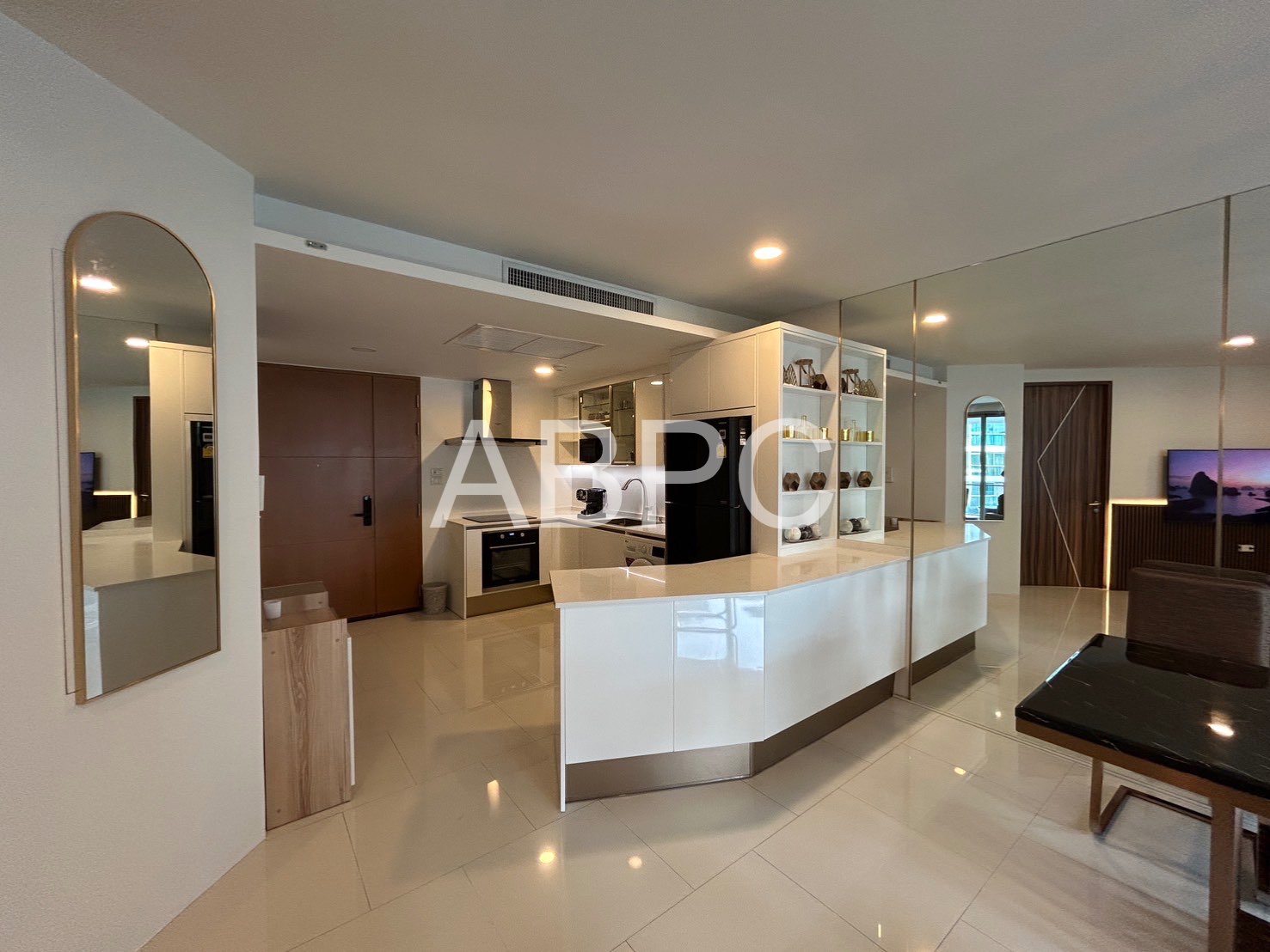 Beach Front 2 Bedroom Condo For Sale photo 11