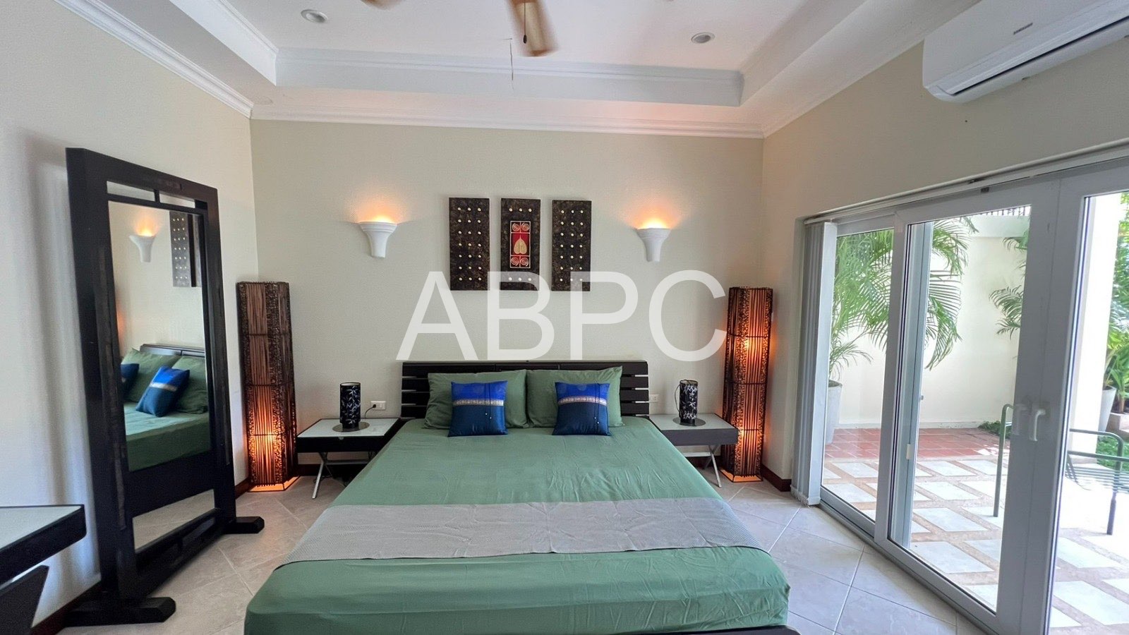Pool villa For rent or Sale in Prahtamnak photo 2