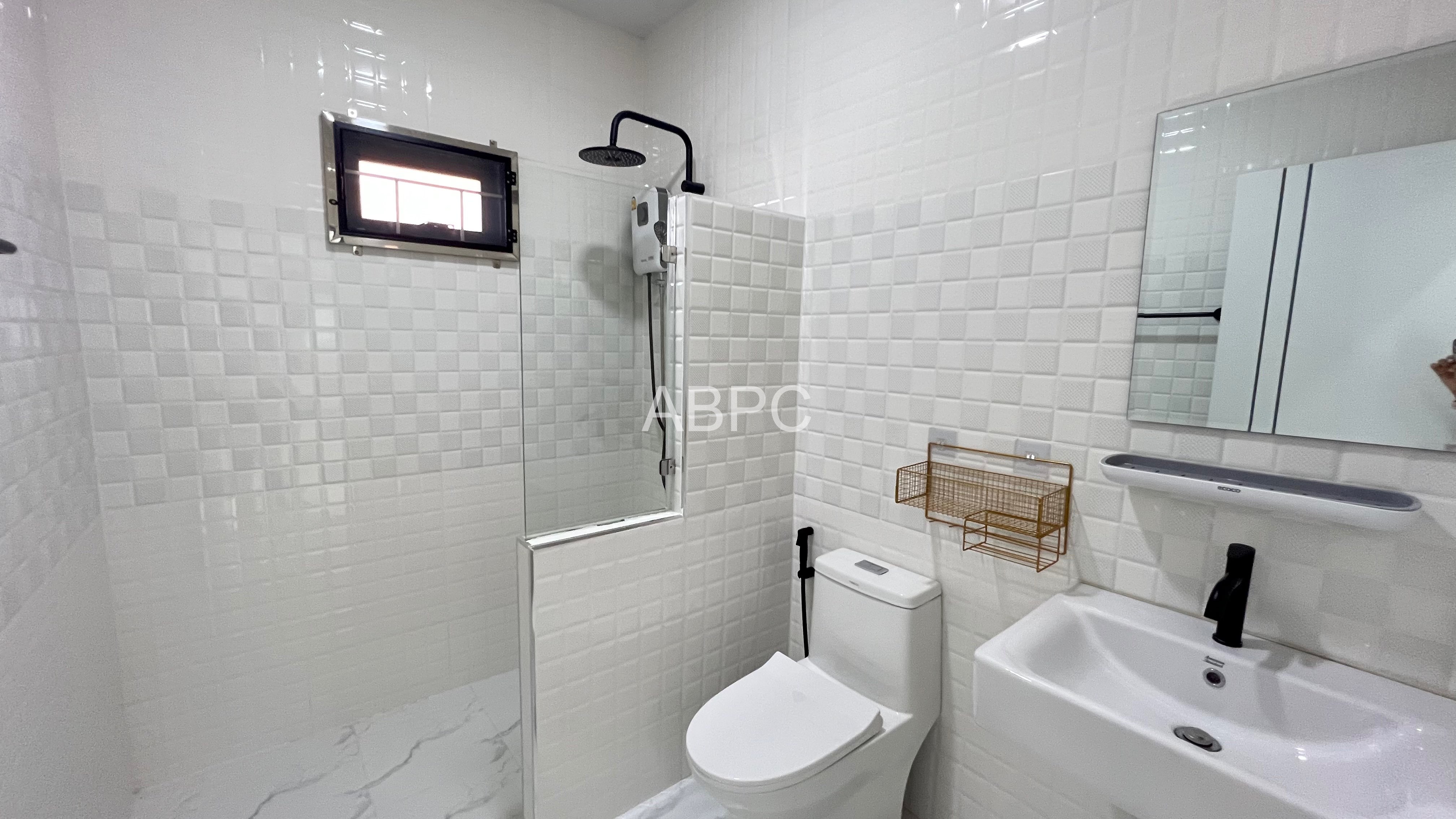 3 Bedrooms 2 Bathrooms in East pattaya photo 5