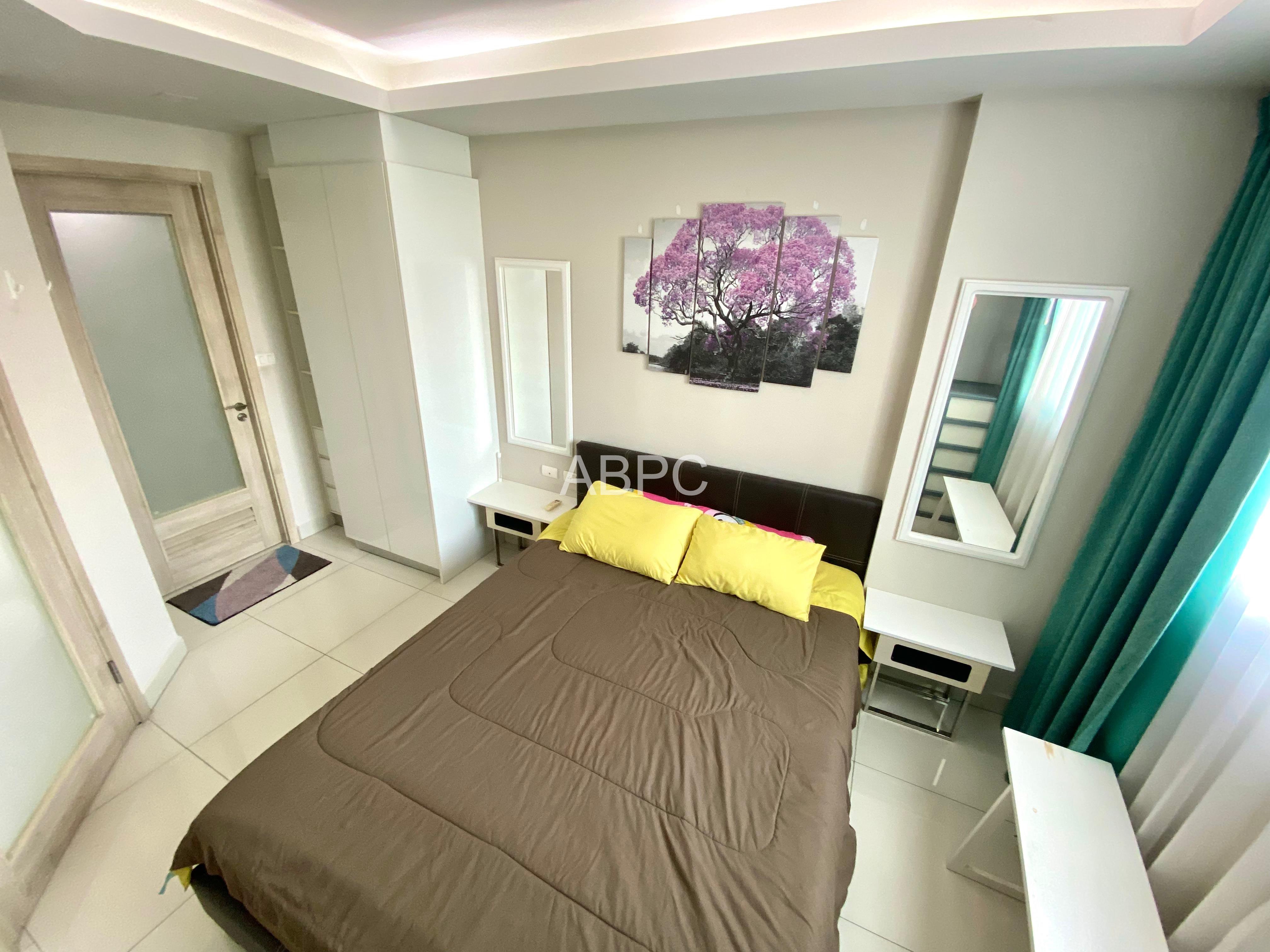 Pool View 1 Bed 1 Bath Condo in Pratumnak photo 6