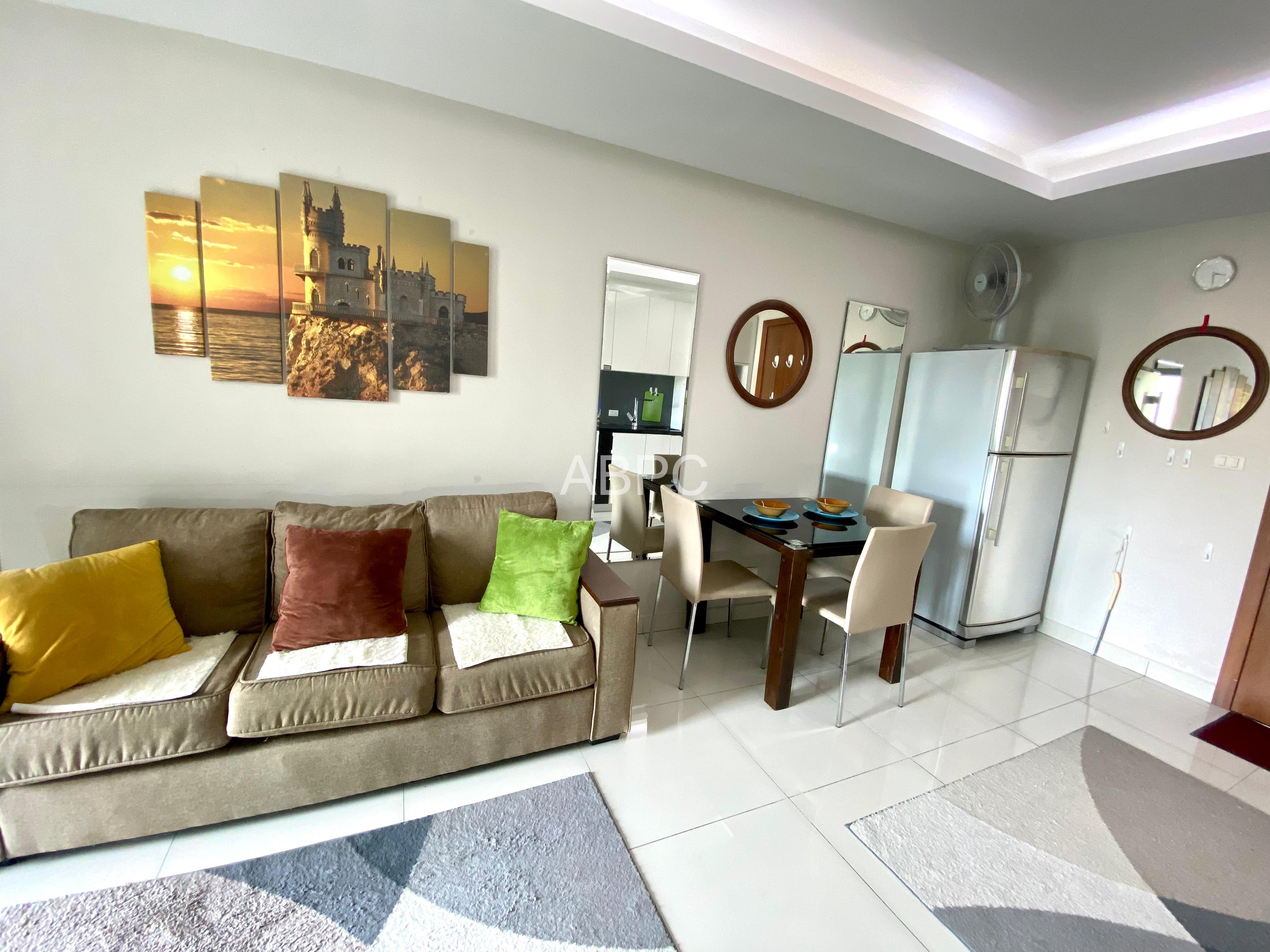 Pool View 1 Bed 1 Bath Condo in Pratumnak photo 7