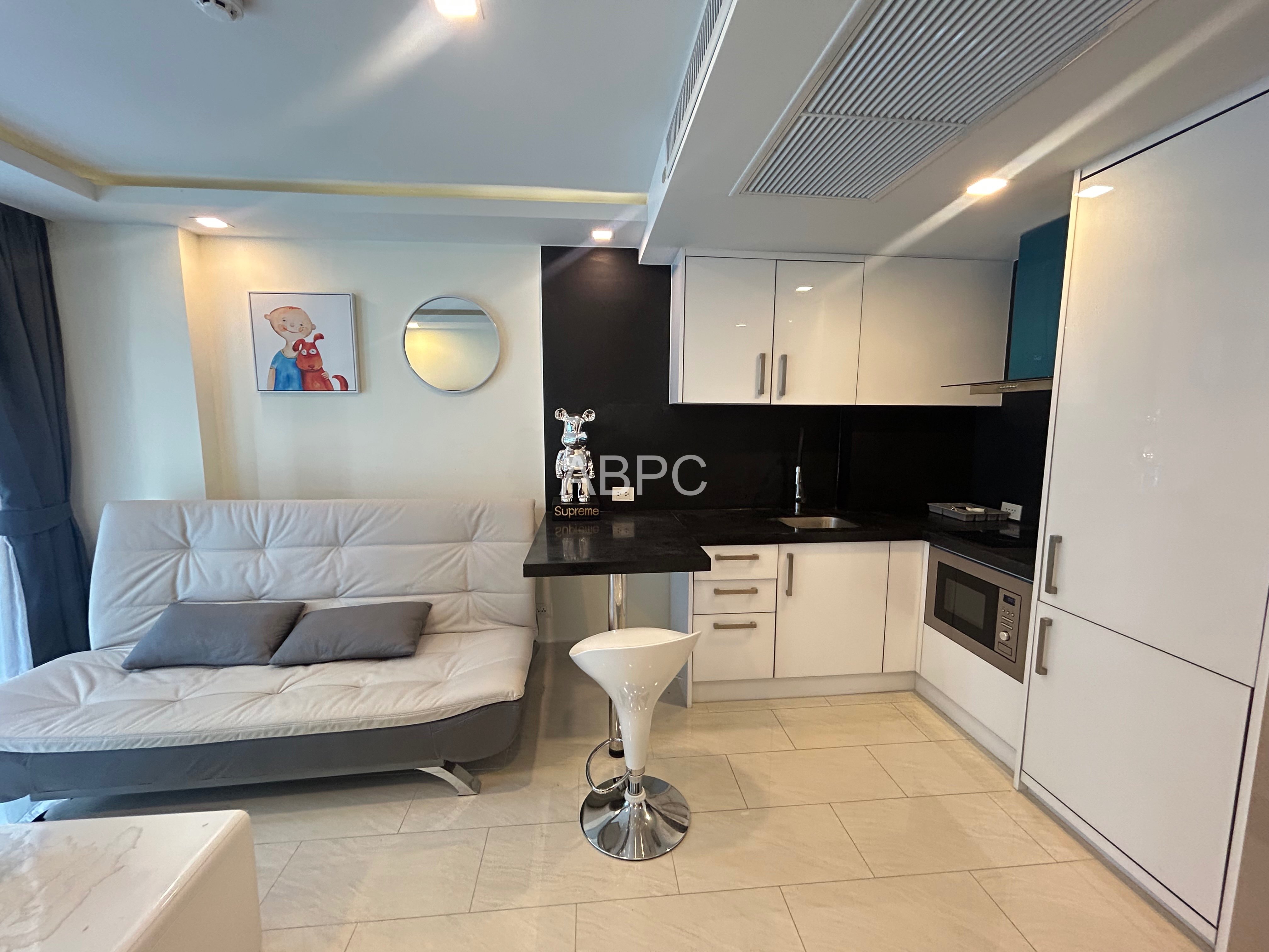 1 Bed - 1 Bath Condo in Central Pattaya photo 7