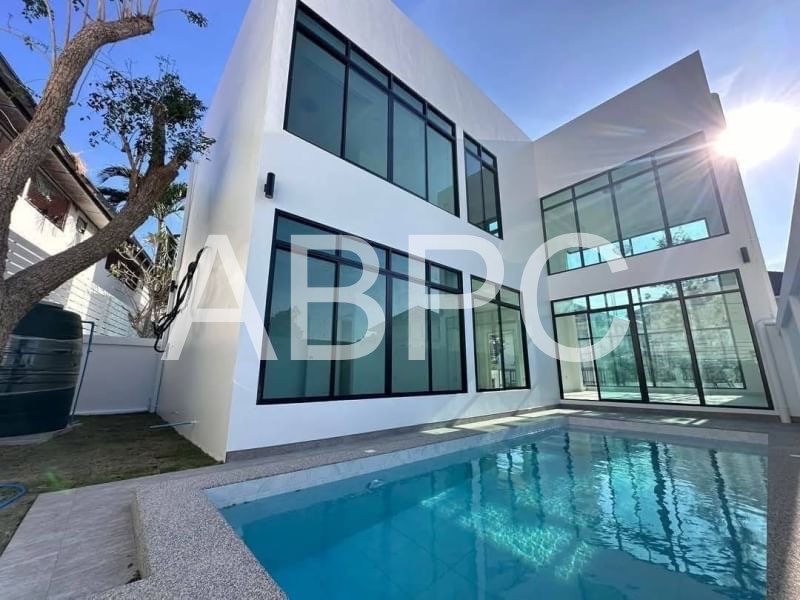 Pool Villa For Sale photo 4