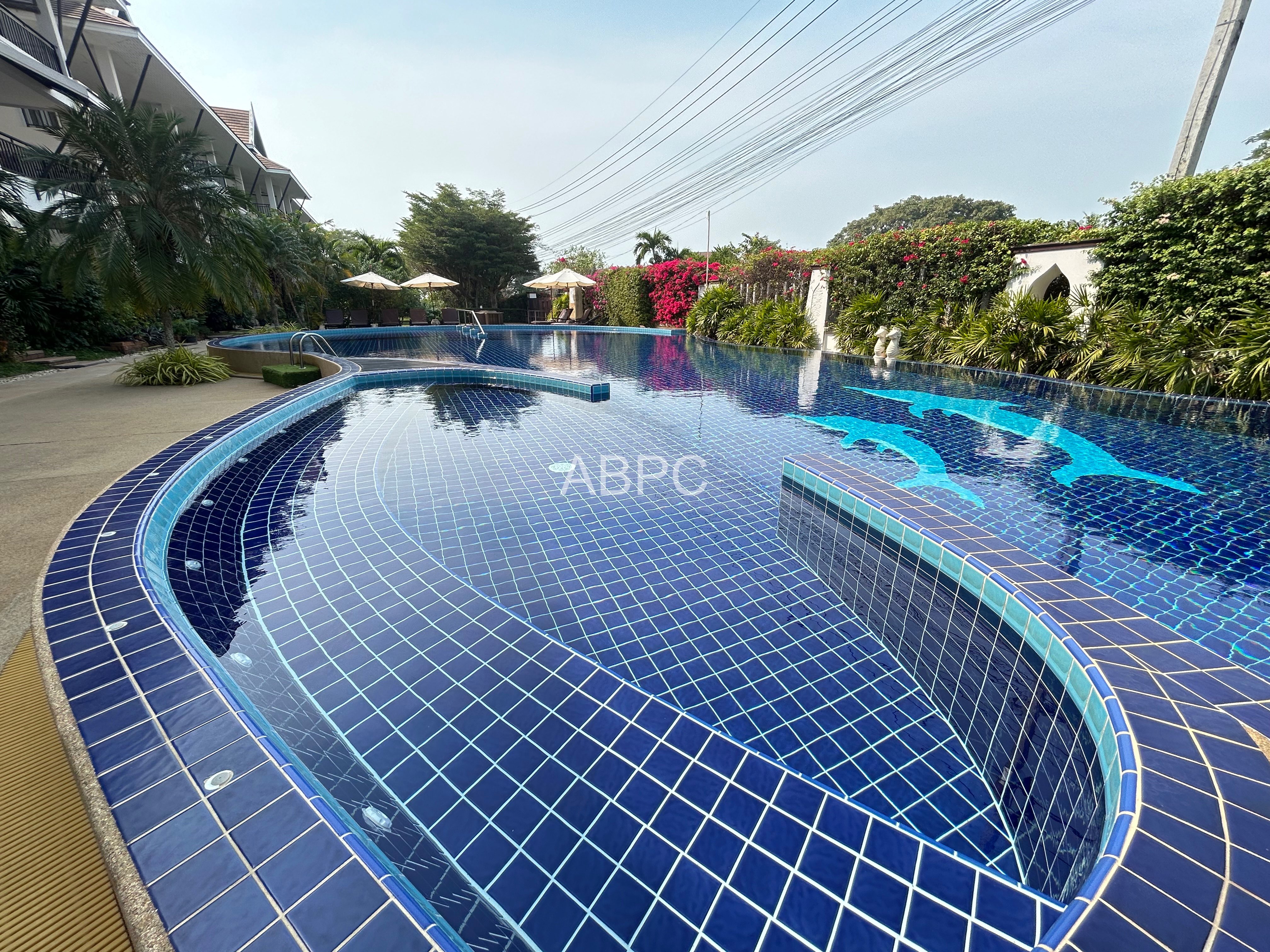 2 Bedroom Condo For Sale - Sunrise Beach Residence photo 9