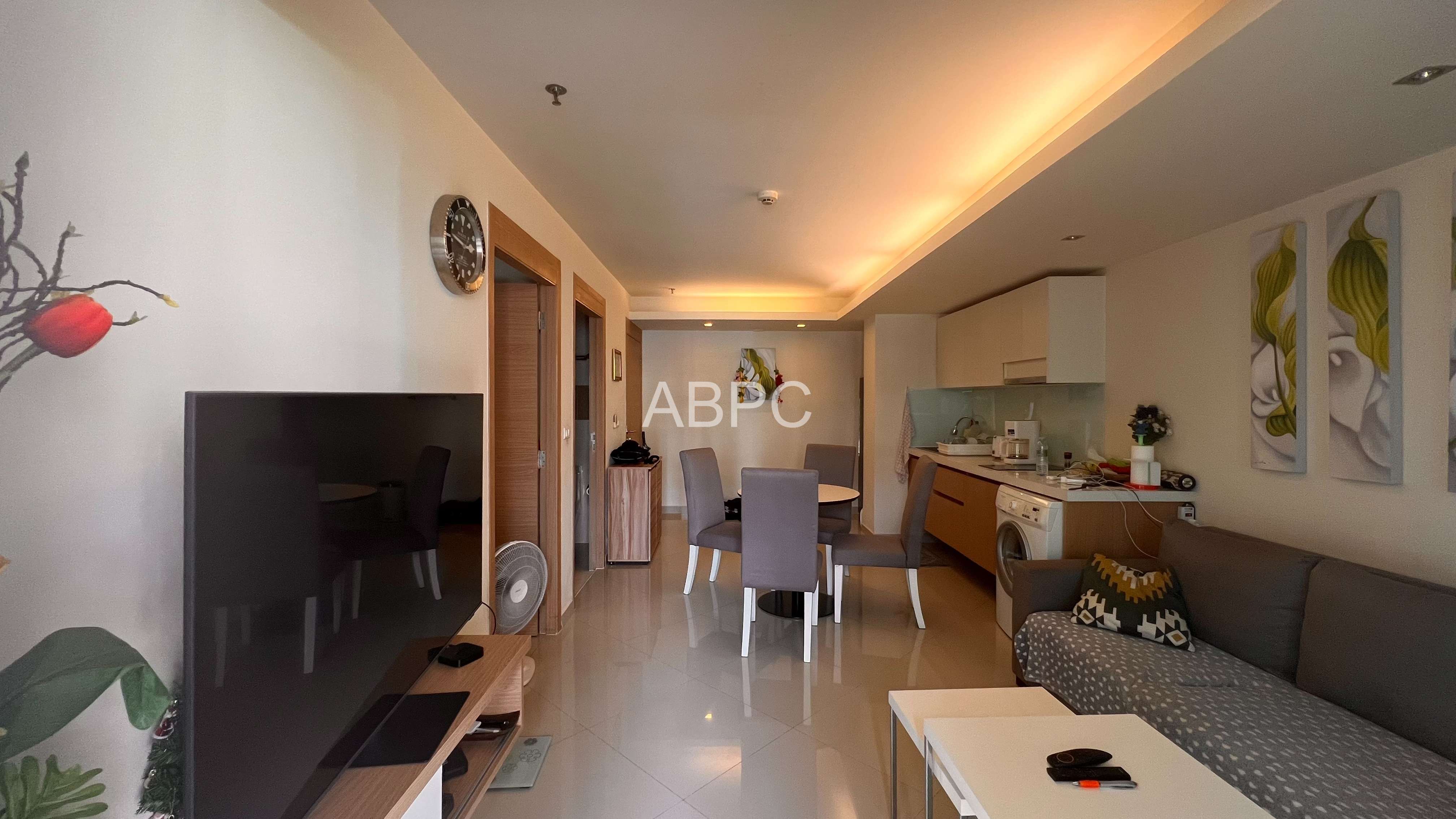 HOT SALE, 1 Bed - 1 Bath Condo in Center Pattaya photo 8