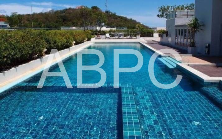 Studio Condo In South Pattaya