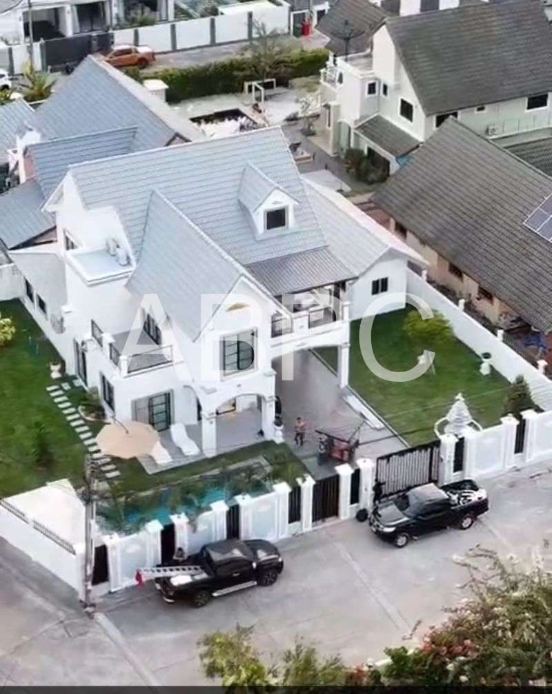 Modern 6 Bed - 6 Bath Pool Villa For Sale