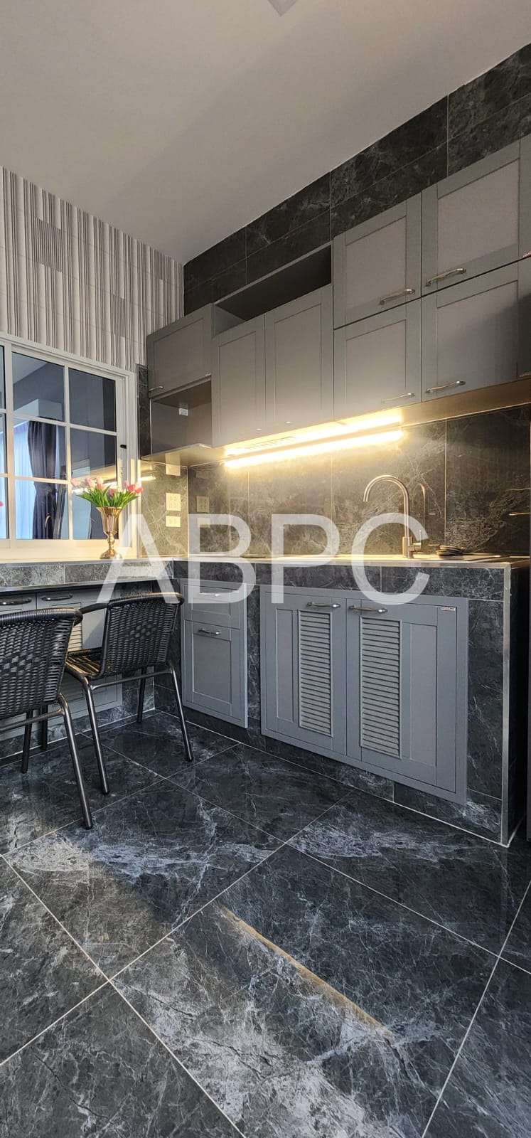 Brand New 3 Bed 3 Bath House in East Pattaya - Lake Side Court photo 12
