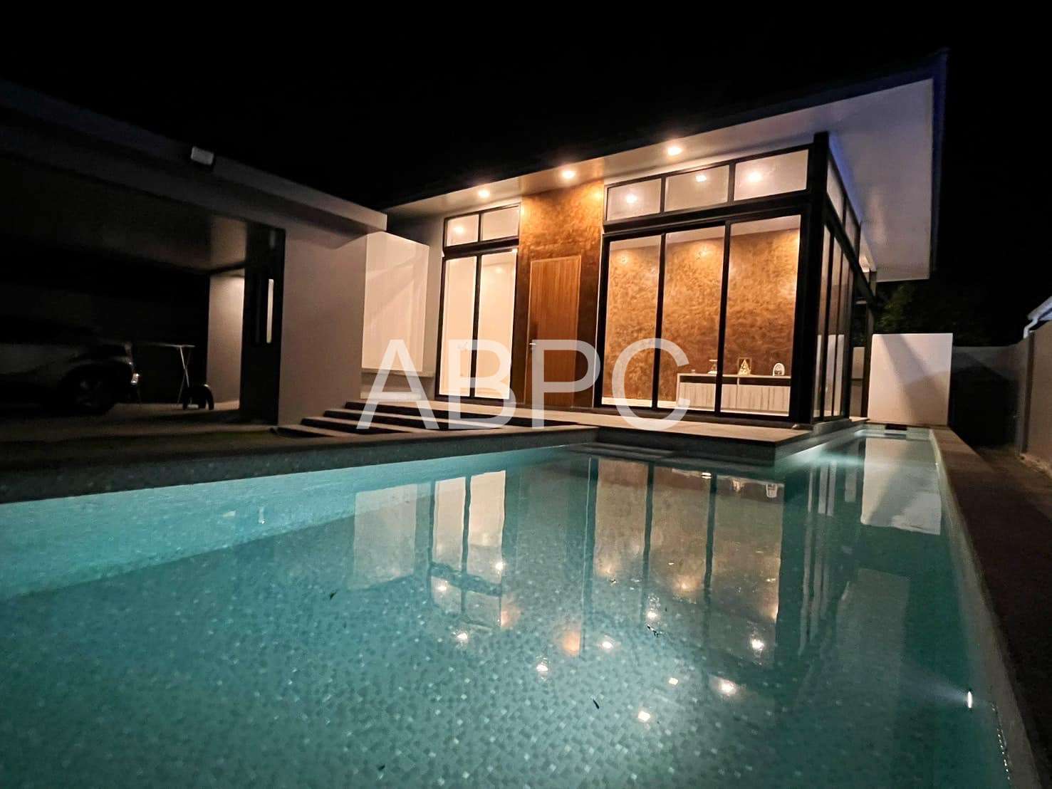 2 Bed 3 Bath Pool Villa in East Pattaya photo 3