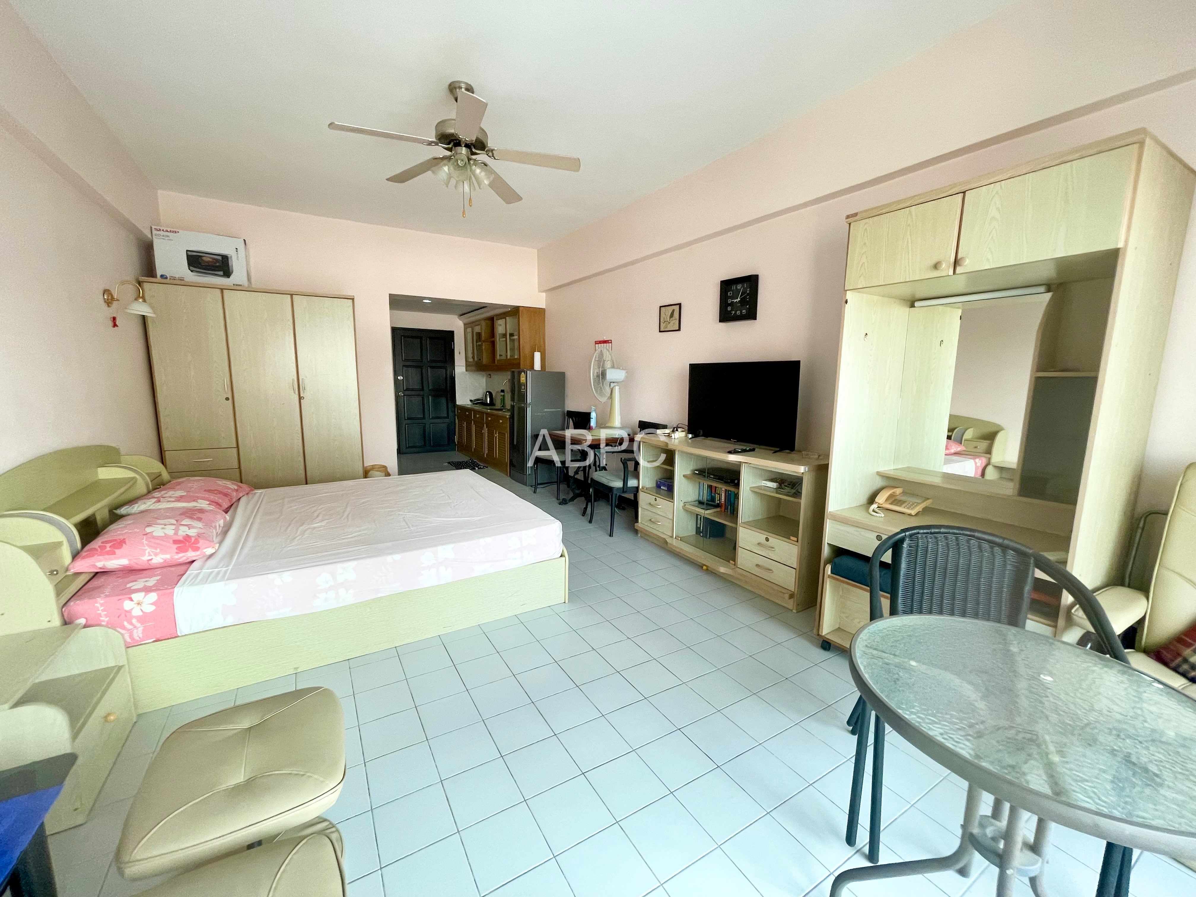 Studio Condo in Central Pattaya photo 7