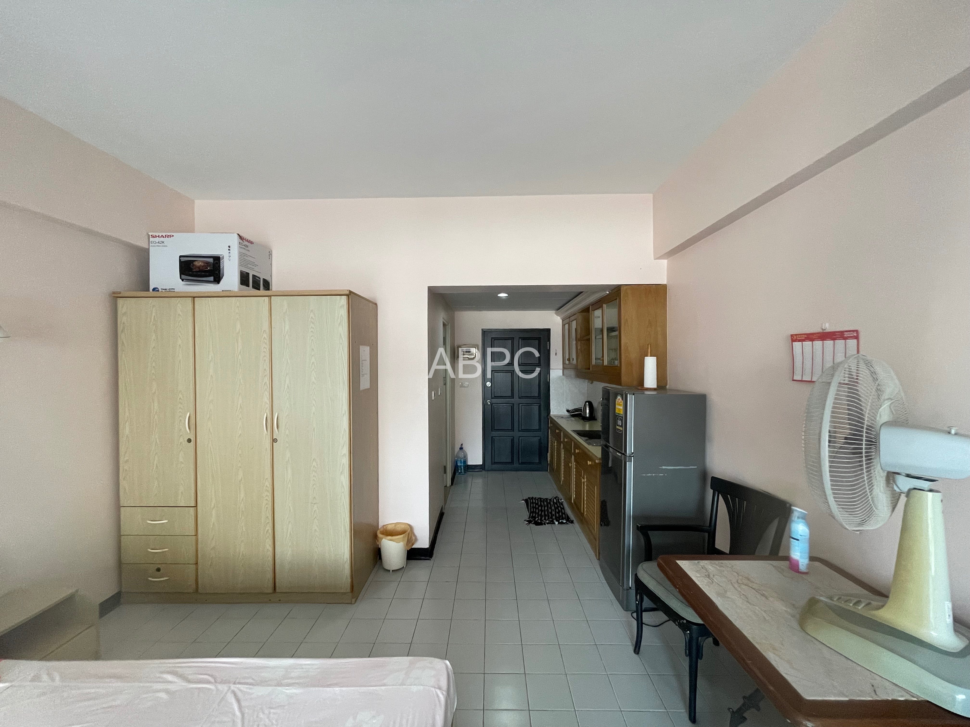 Studio Condo in Central Pattaya photo 8