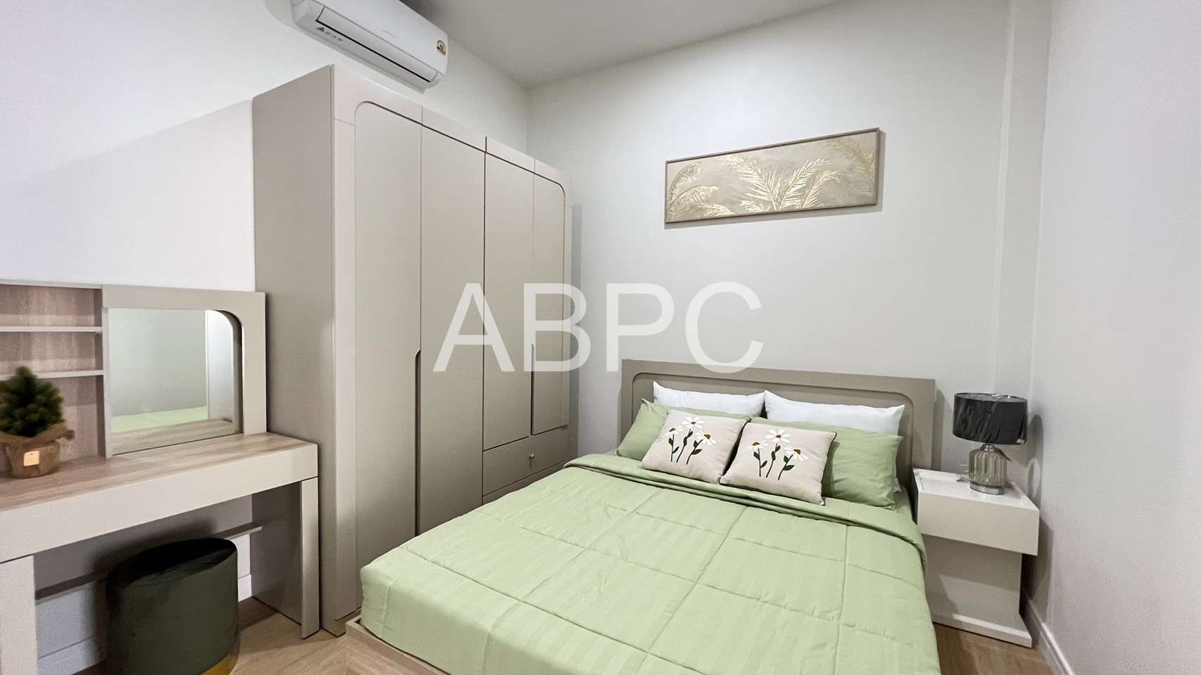 3 Bed 4 Bath Pool Villa in East Pattaya photo 5