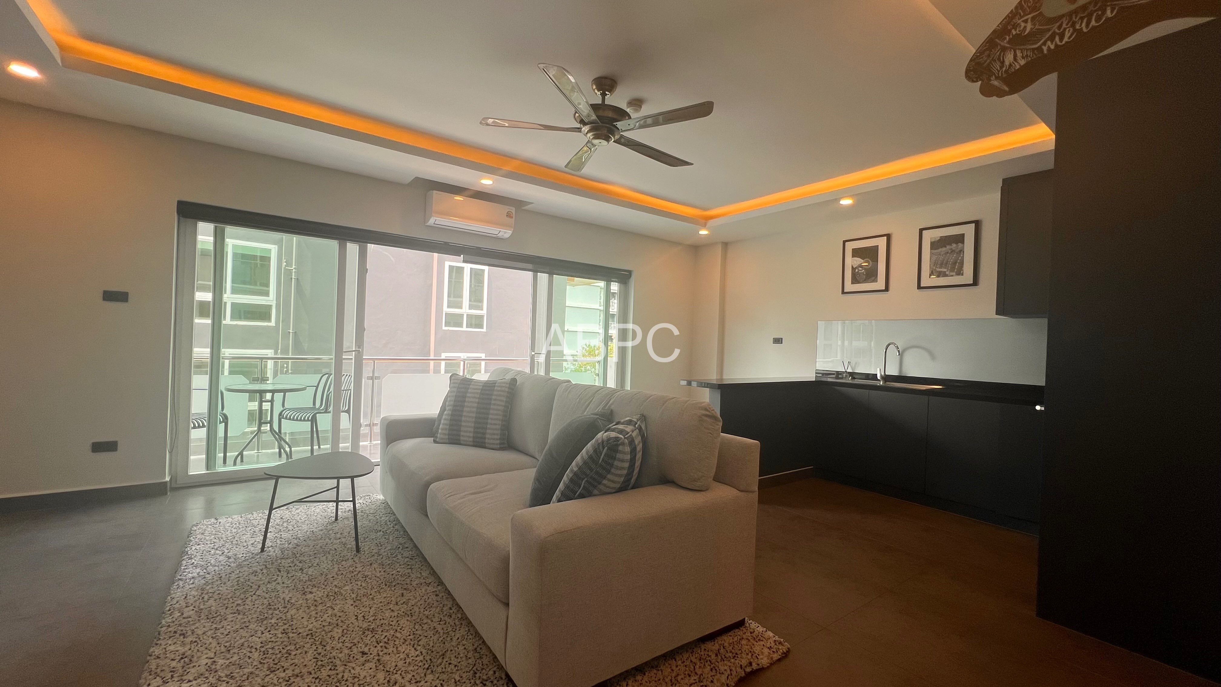 JUST IN Large 1 Bed 1 Bath Condo in Pratumnak photo 6