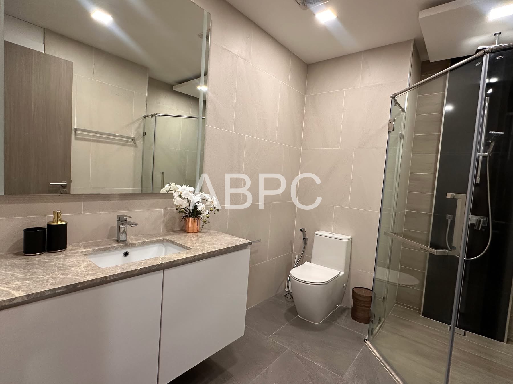 Modern 2 Bedroom Condo in Jomtien - Serenity Residence photo 6