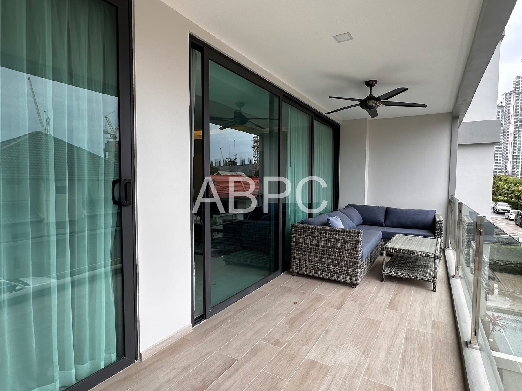 Modern 2 Bedroom Condo in Jomtien - Serenity Residence photo 9