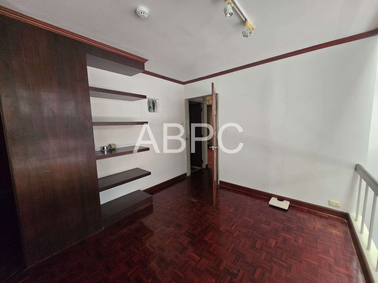 Ocean & City View Duplex 3 Bed 2 Bath Condo in Jomtien photo 3
