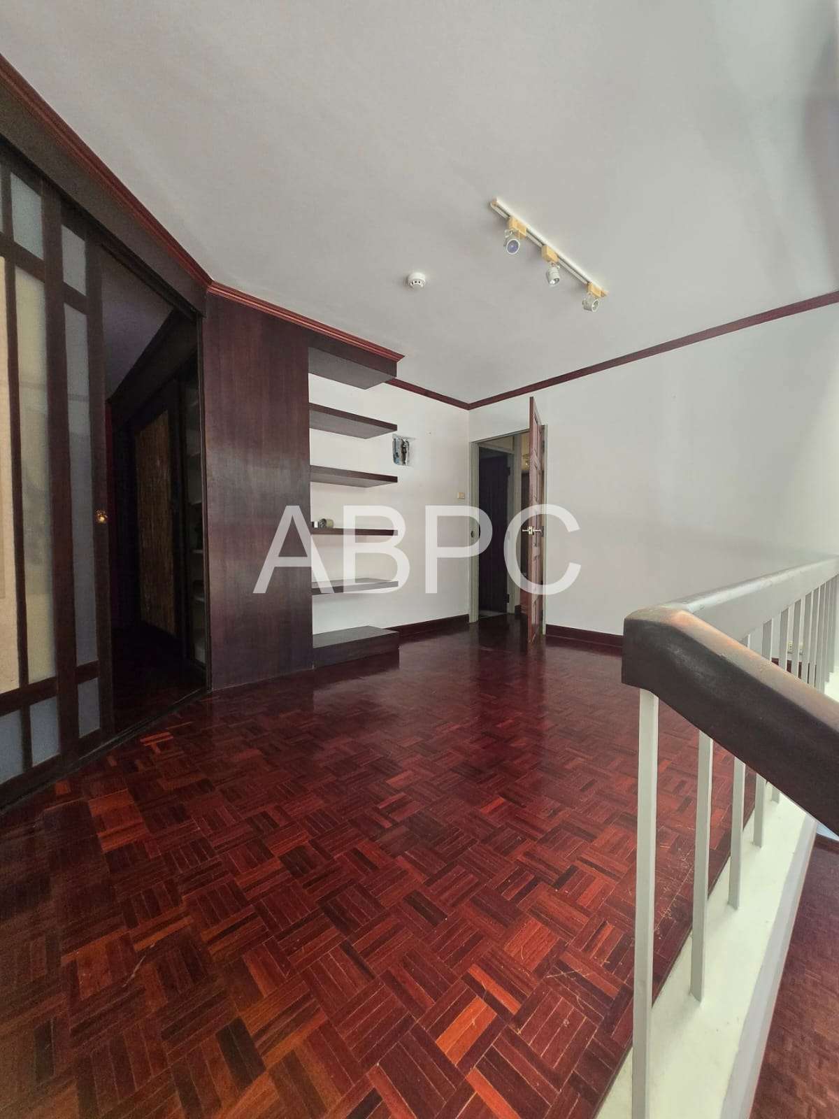 Ocean & City View Duplex 3 Bed 2 Bath Condo in Jomtien photo 6